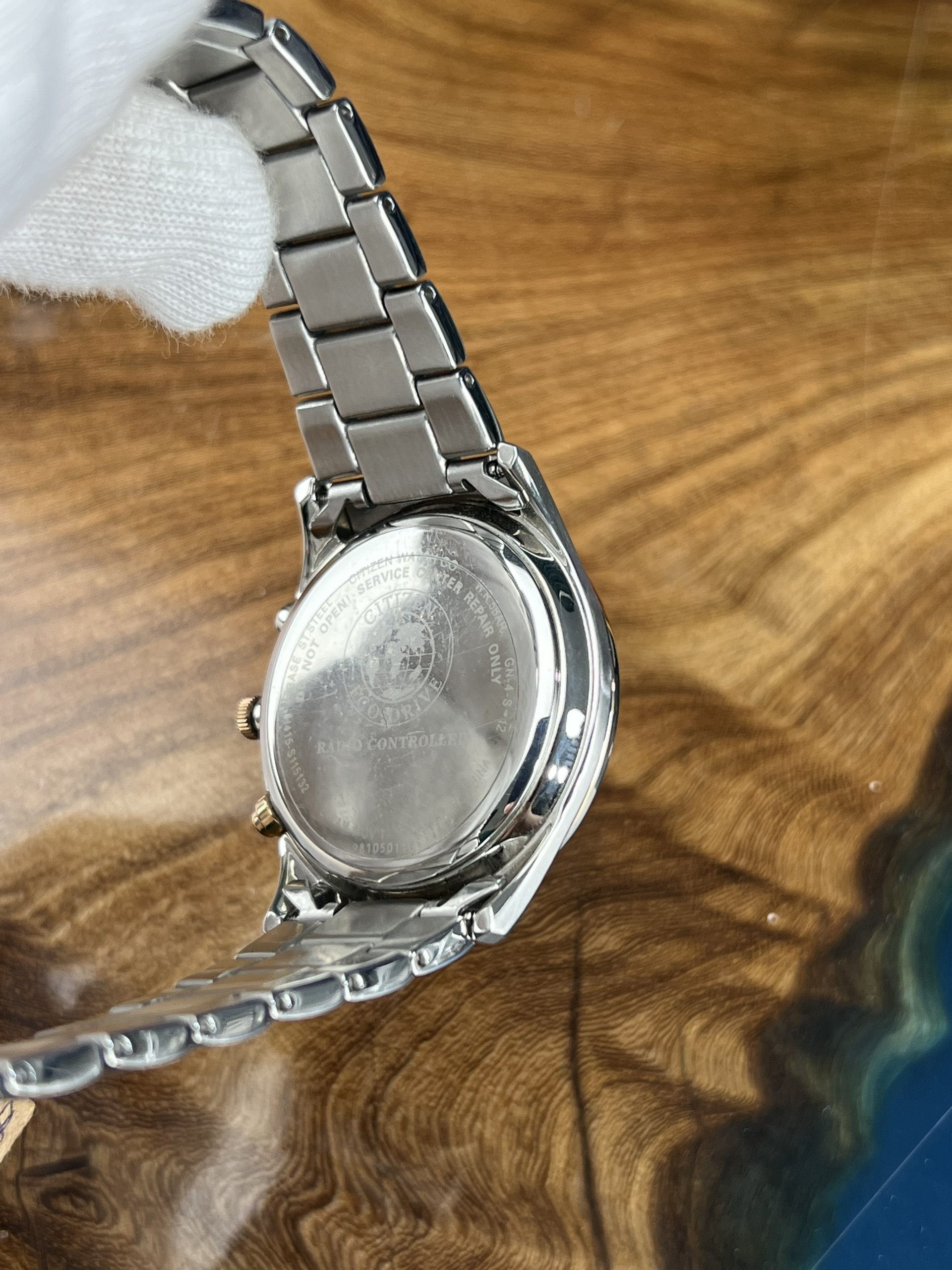 44-5a6ee516-80c5-421f-a2d1-297227b5278b