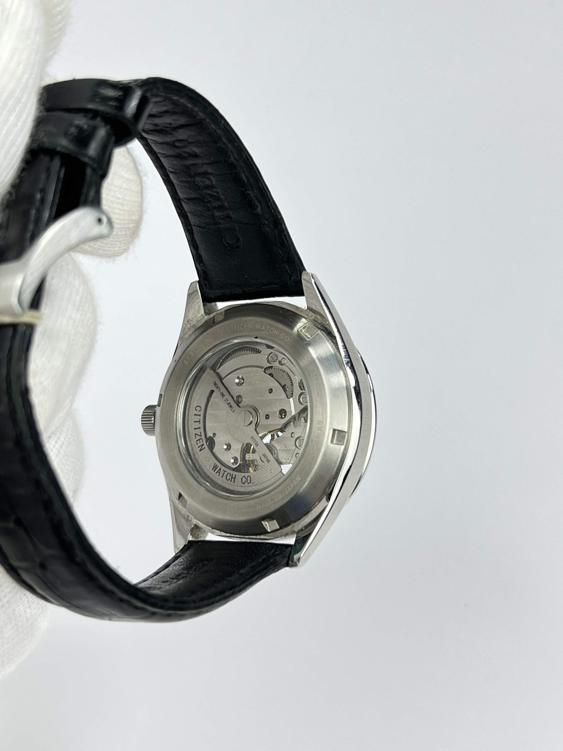 44-a6d46404-3cdc-49e2-ac9e-4da973cc2217