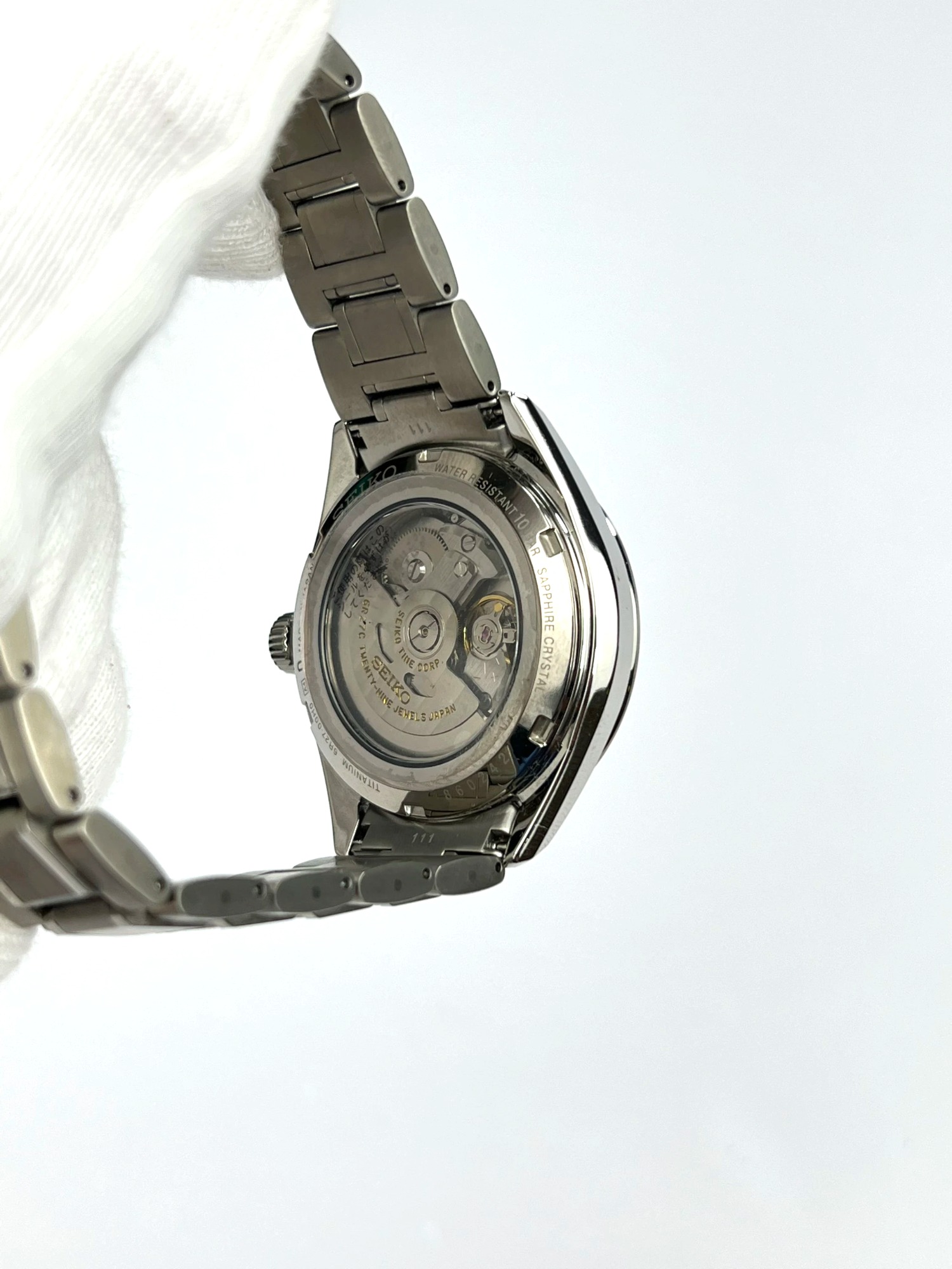 44-c4c0e5dd-1edf-4233-9904-b5b01dad5c9c-445581bc-730b-4fbd-adb9-3cc71b46343d-2771989c-723f-493b-8abb-75f55538fbdc