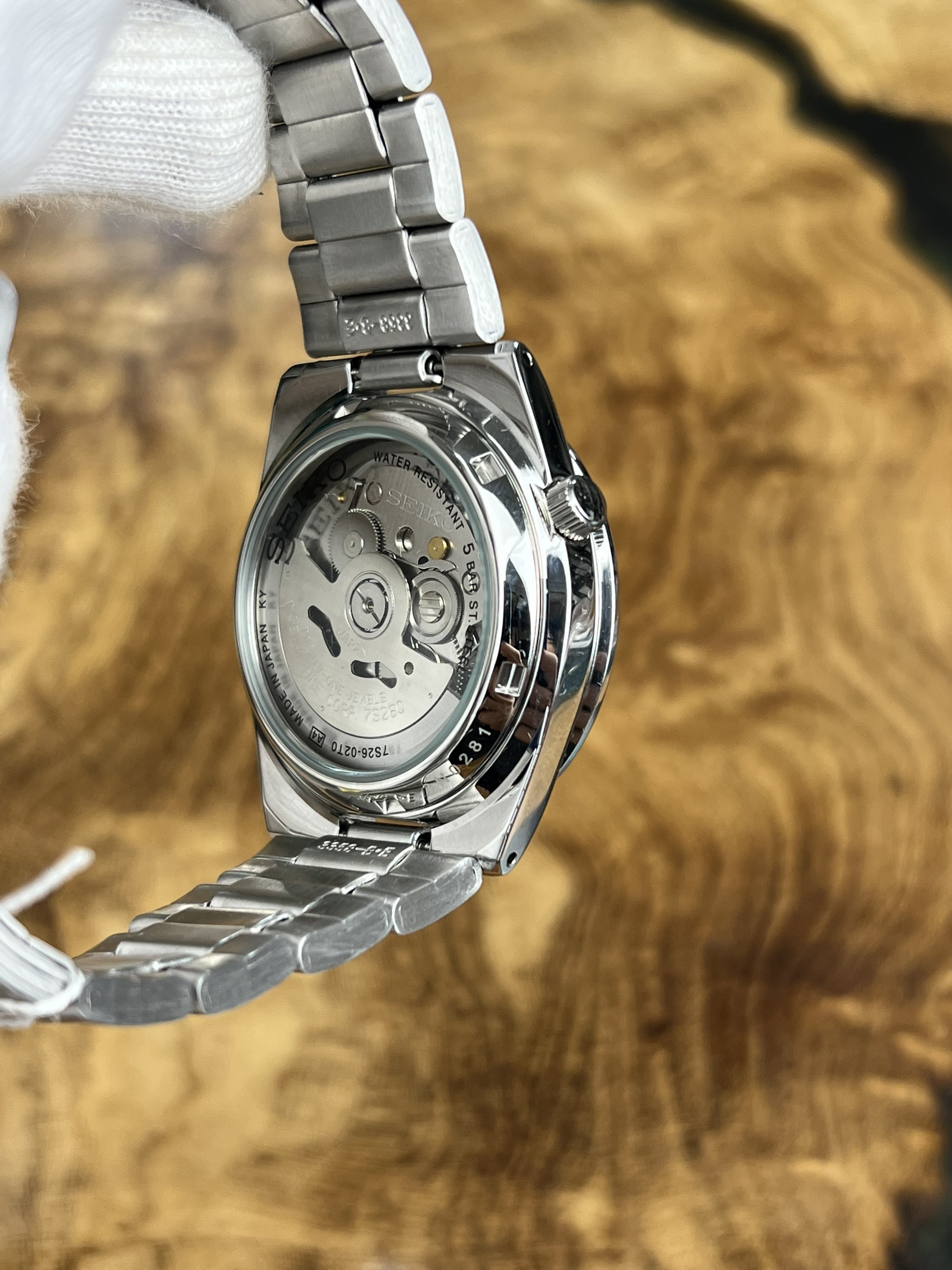 44-d7a190c3-3c06-44cb-925d-575717bc833a