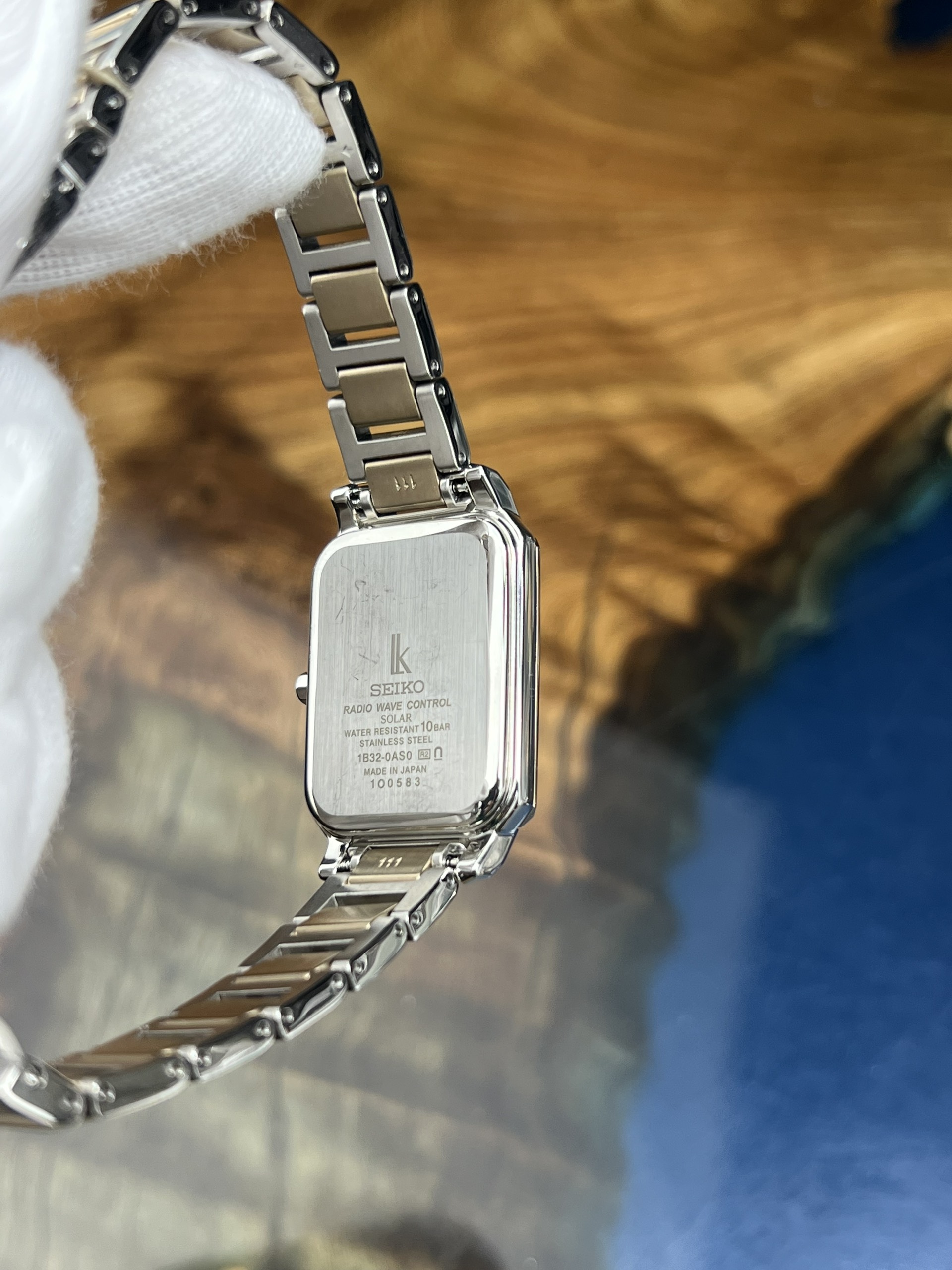 44-eca51f6a-53ed-4287-98ef-1b1ee64a2fa0