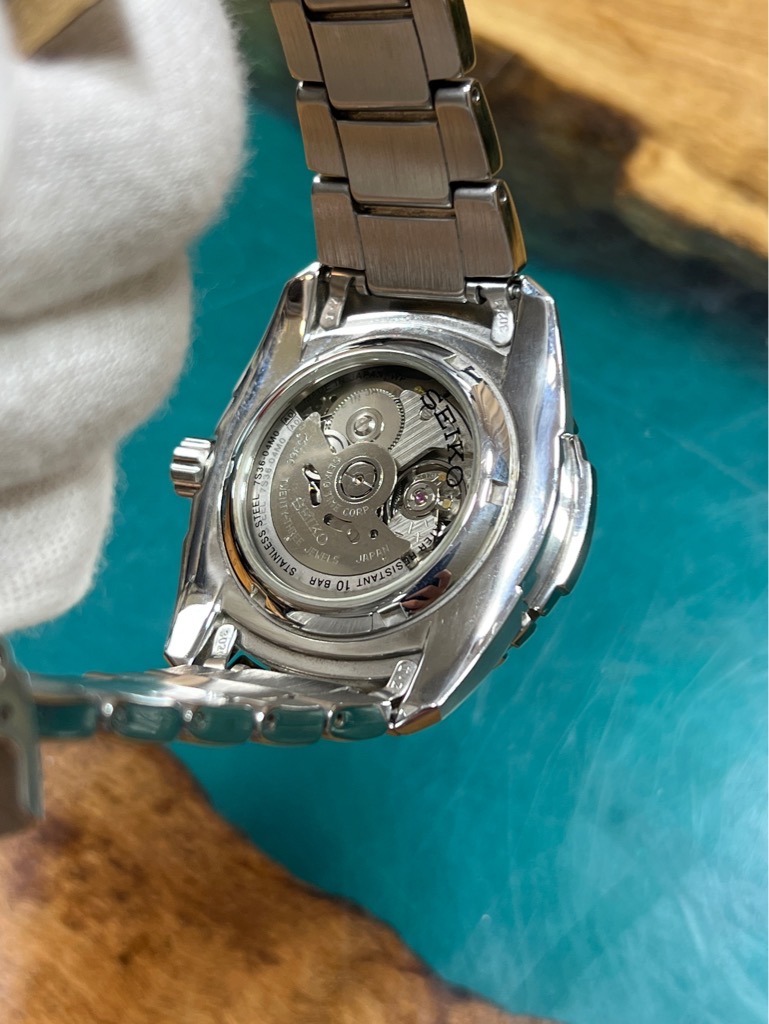 4a0bef54-2dfc-4978-999a-f2e08c4afe2a