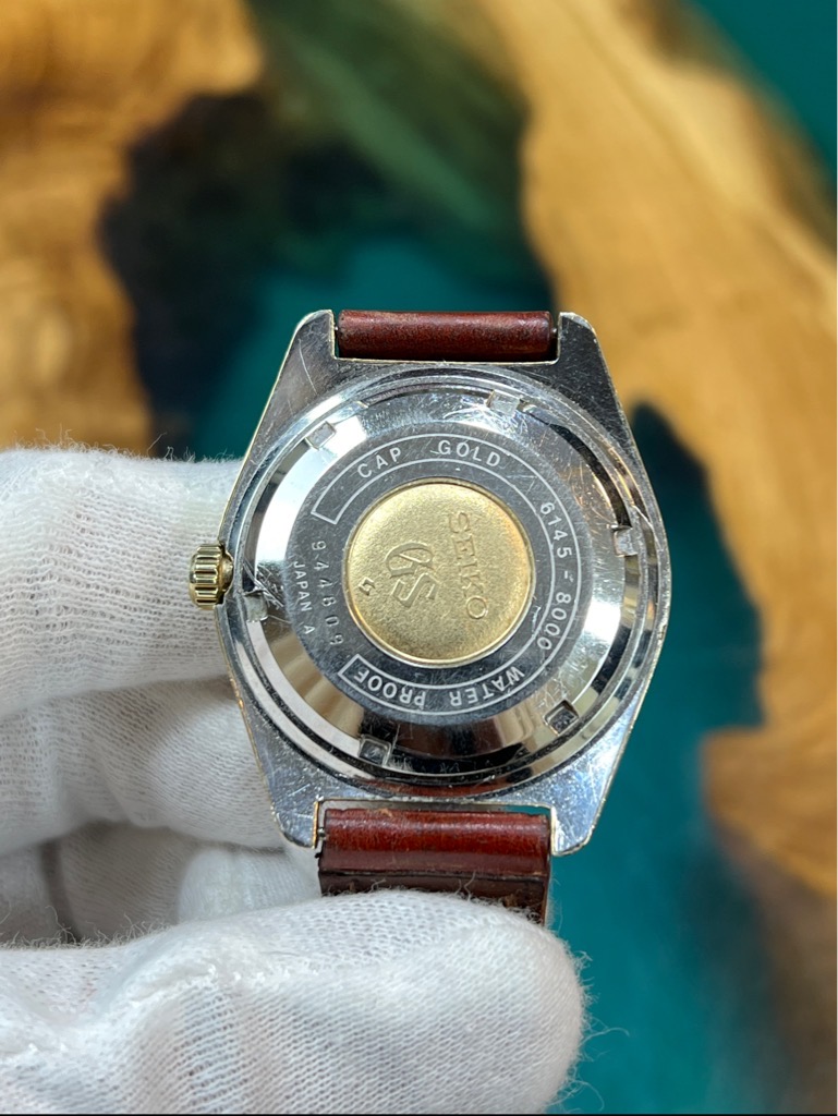 4b565e03-8b8b-43d2-a45f-3e09d20e8608