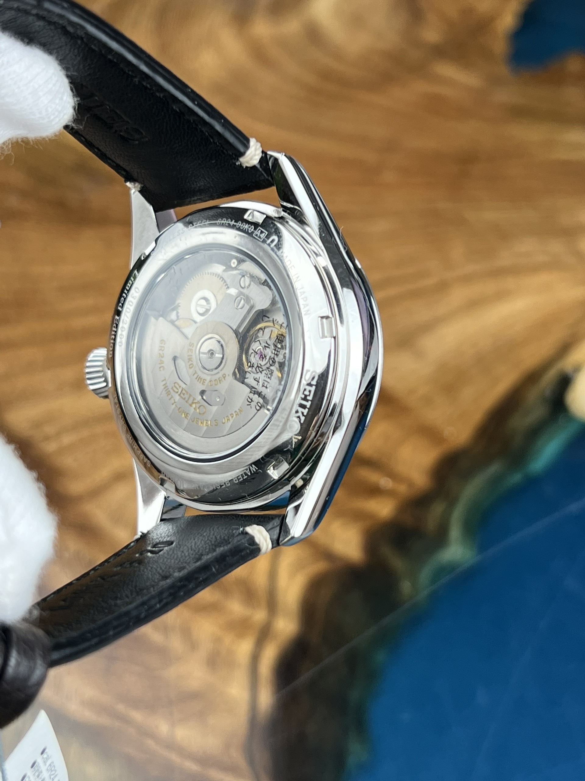 4e76932e-835f-484b-a4da-03cc9e7aa641