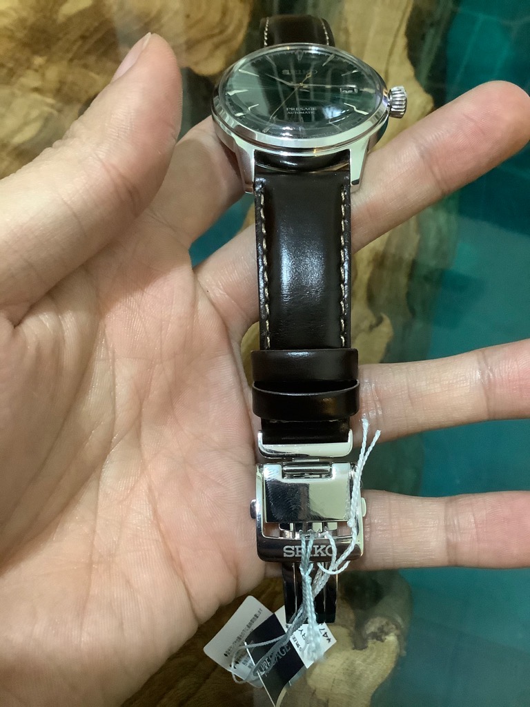 4f60977d-d8f7-44a3-83ca-6e0f3a701e66