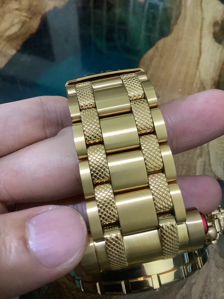 4fbe9851-7fd7-4d8c-876f-3334dffbf9f0