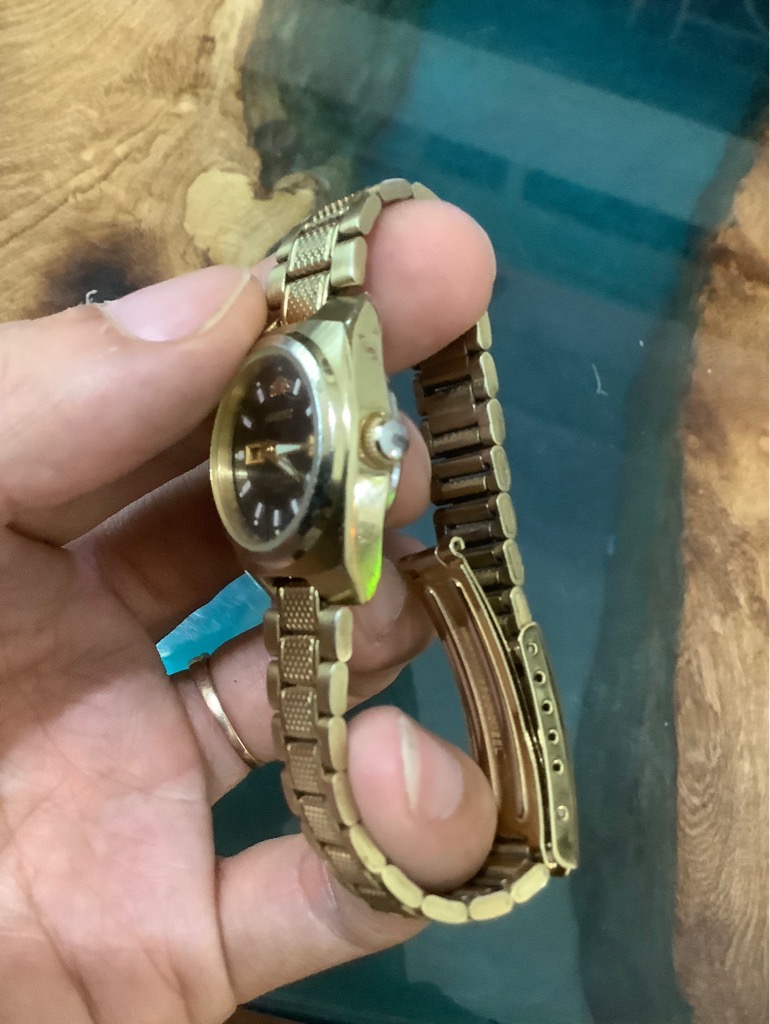 4ff1f736-feda-4fb8-837a-6b180eab698c