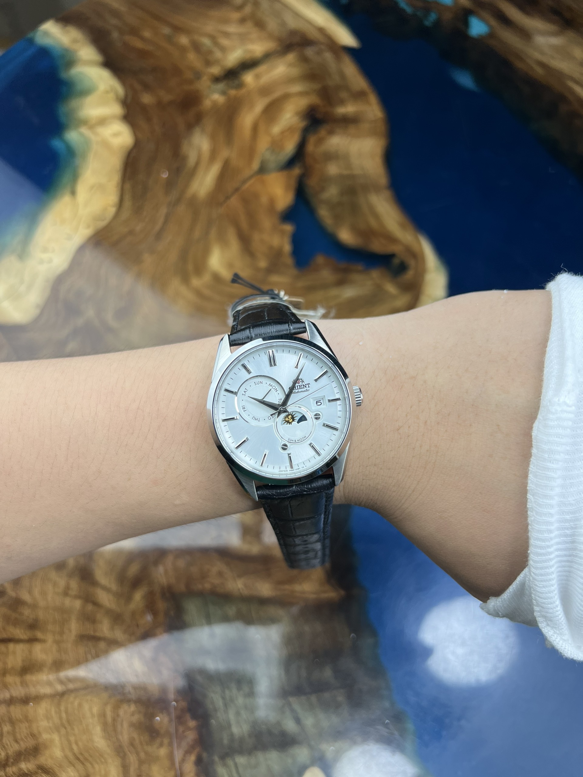 5-04ef25a9-a1c0-432b-bb3d-939e1884f60a