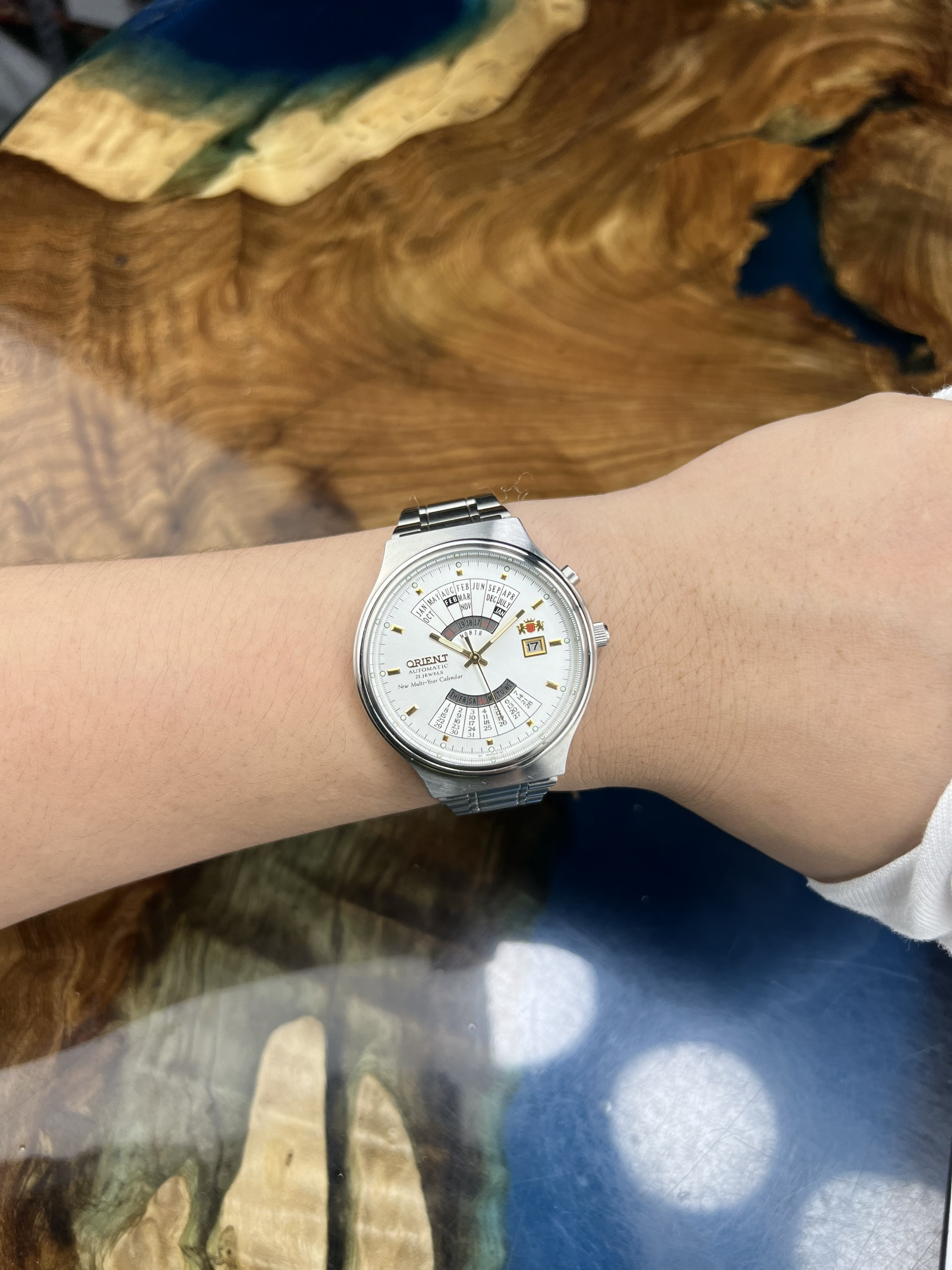 5-1885d047-7a06-43d2-8f0d-5ab0f2219f15