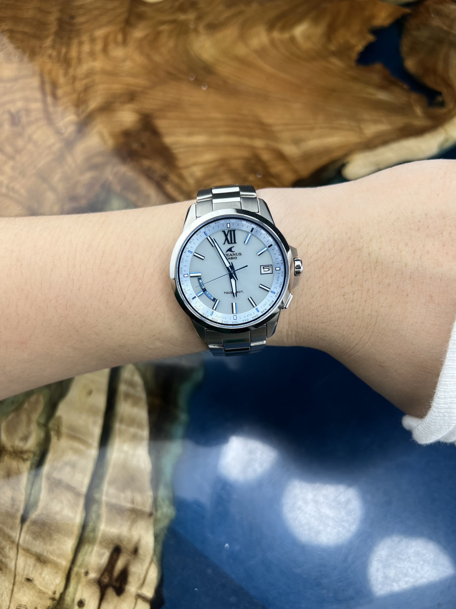 5-259c965f-7090-4b63-8a18-9380763bbf17