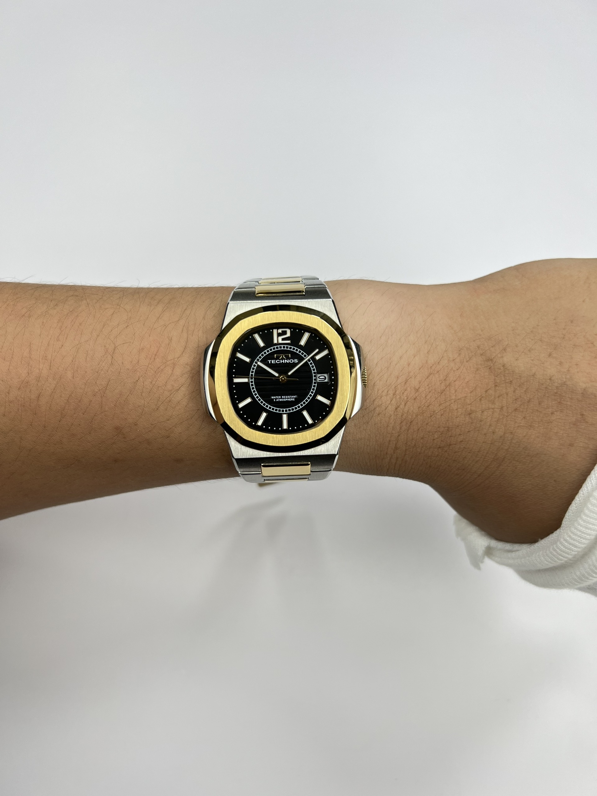 5-32975ff2-a701-4816-b609-154310d0f158