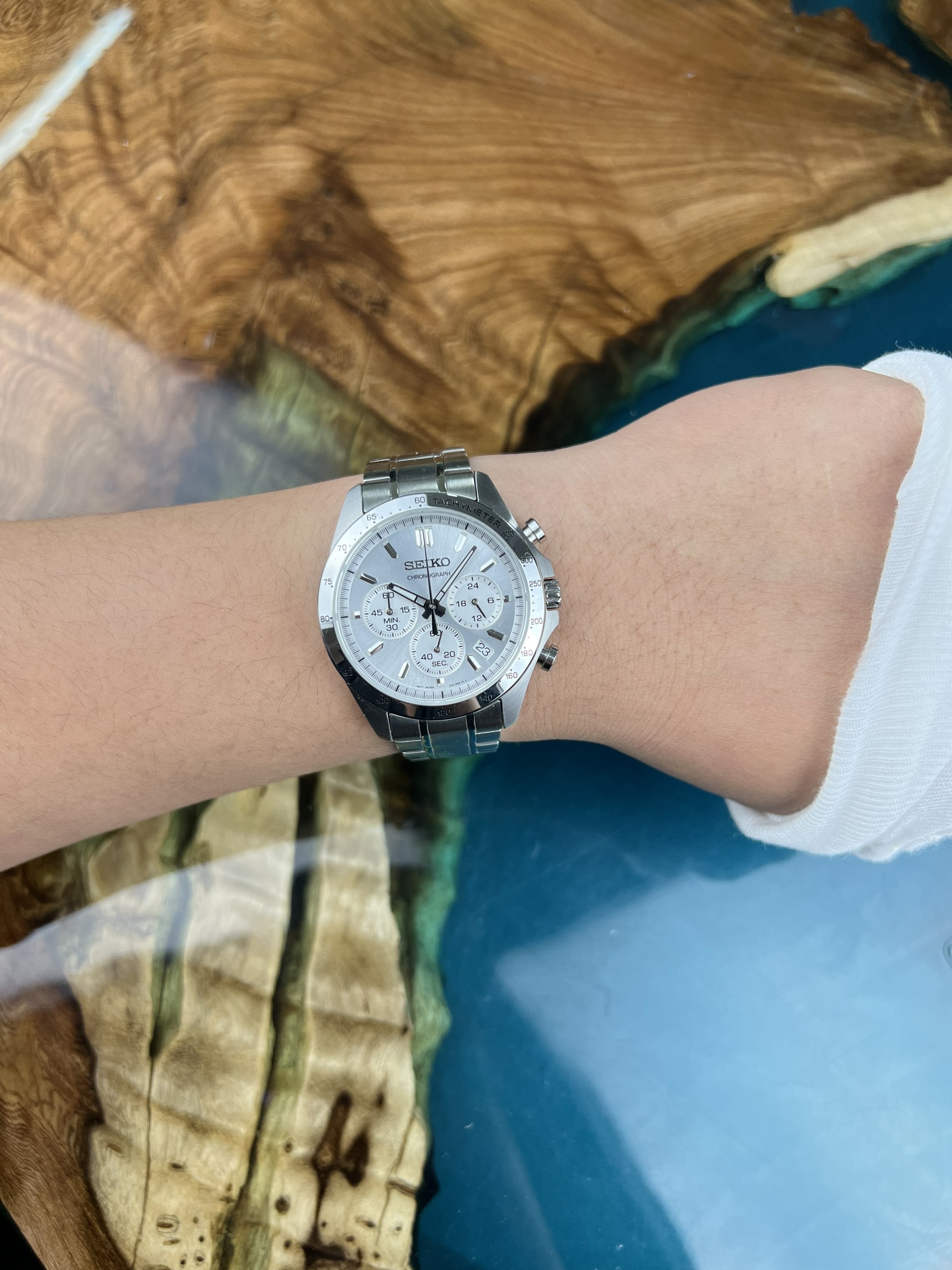 5-342f398c-196d-4201-acd4-bd5569077737-e2a09619-82fd-406c-8441-e23d87d60898-9e8d150b-3cc2-4c0d-beb8-10868f9032c8