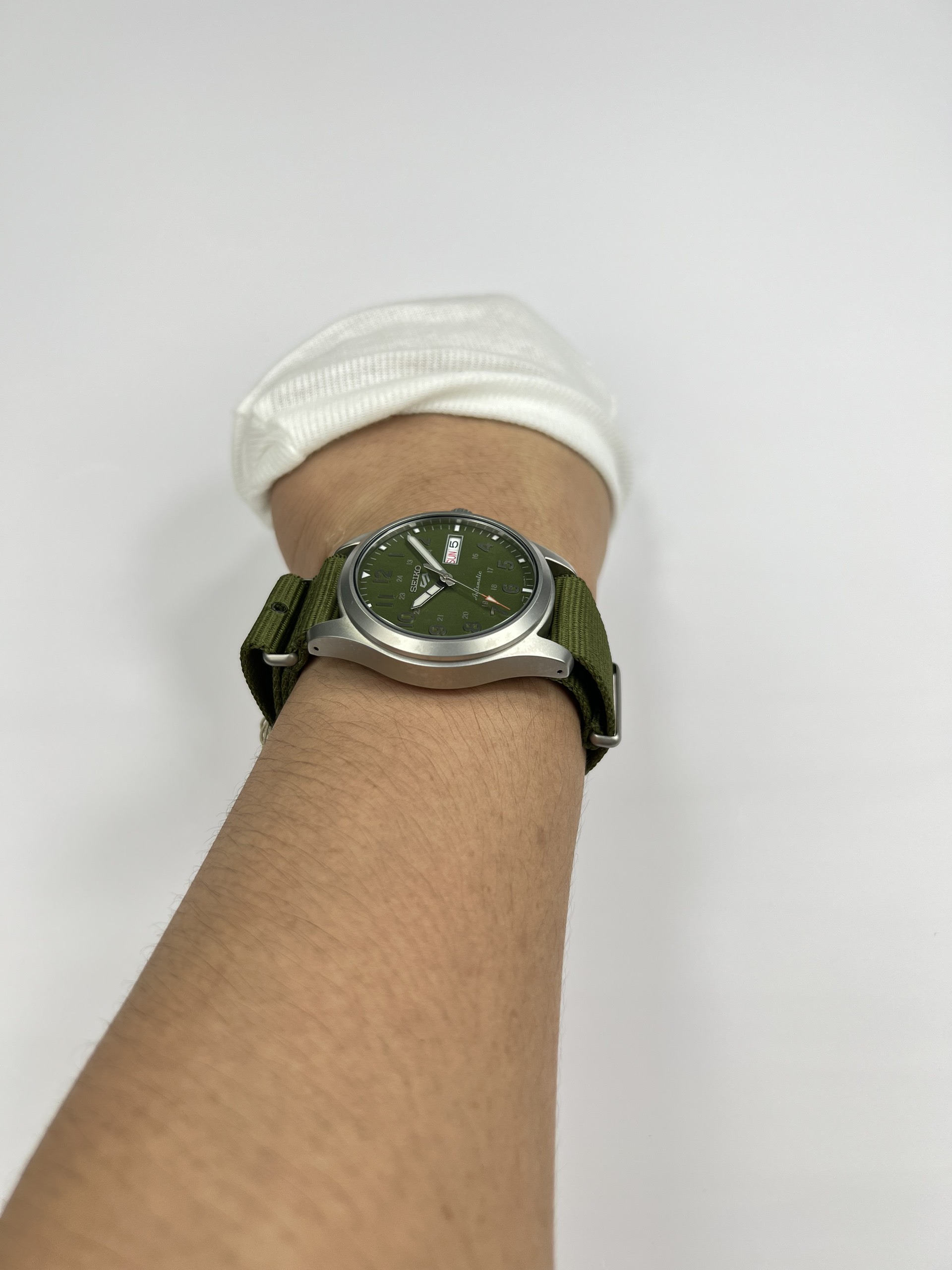 5-9536c7d5-bed8-4667-aedd-b0fdc1de52bf-a6b2da73-9848-4f38-8f0f-2140dd97176f