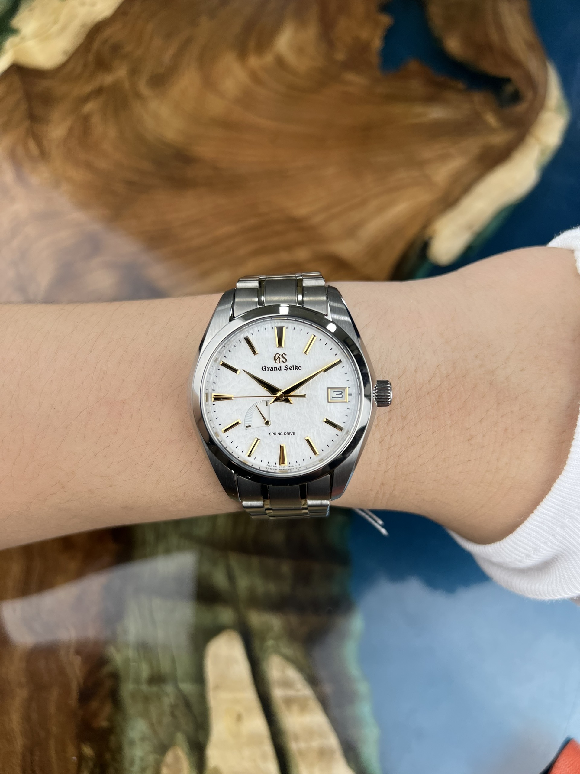 5-9b95ddbc-f3bd-45ac-a145-23b24575a891-3ed169d0-55b8-4a8b-a3f6-f851a4db945f