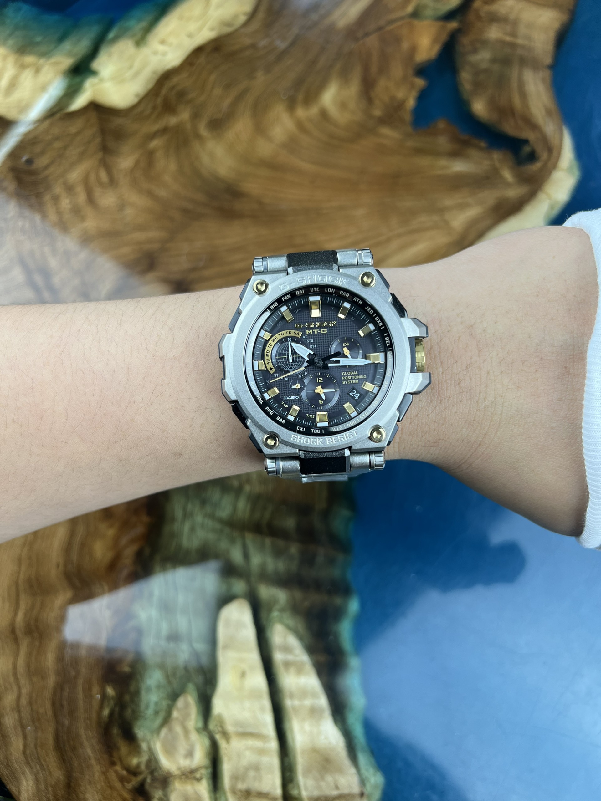 5-a30f94b9-3e27-40ce-96af-2196f095f2b2