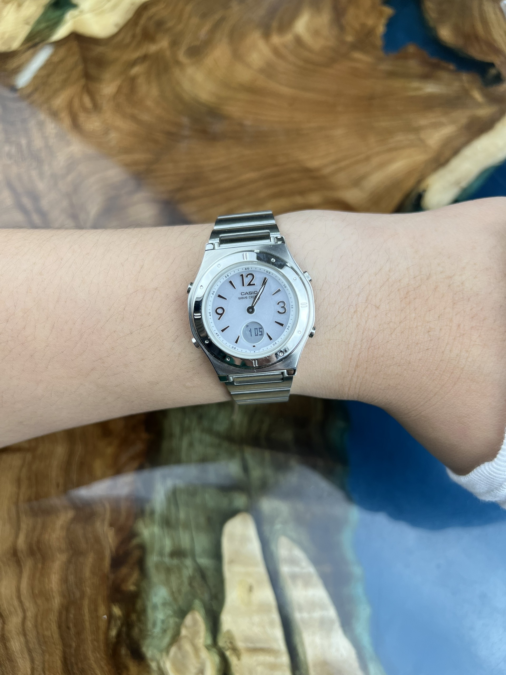 5-bd445372-6d9d-4d52-a43d-ae5b5cdfb335