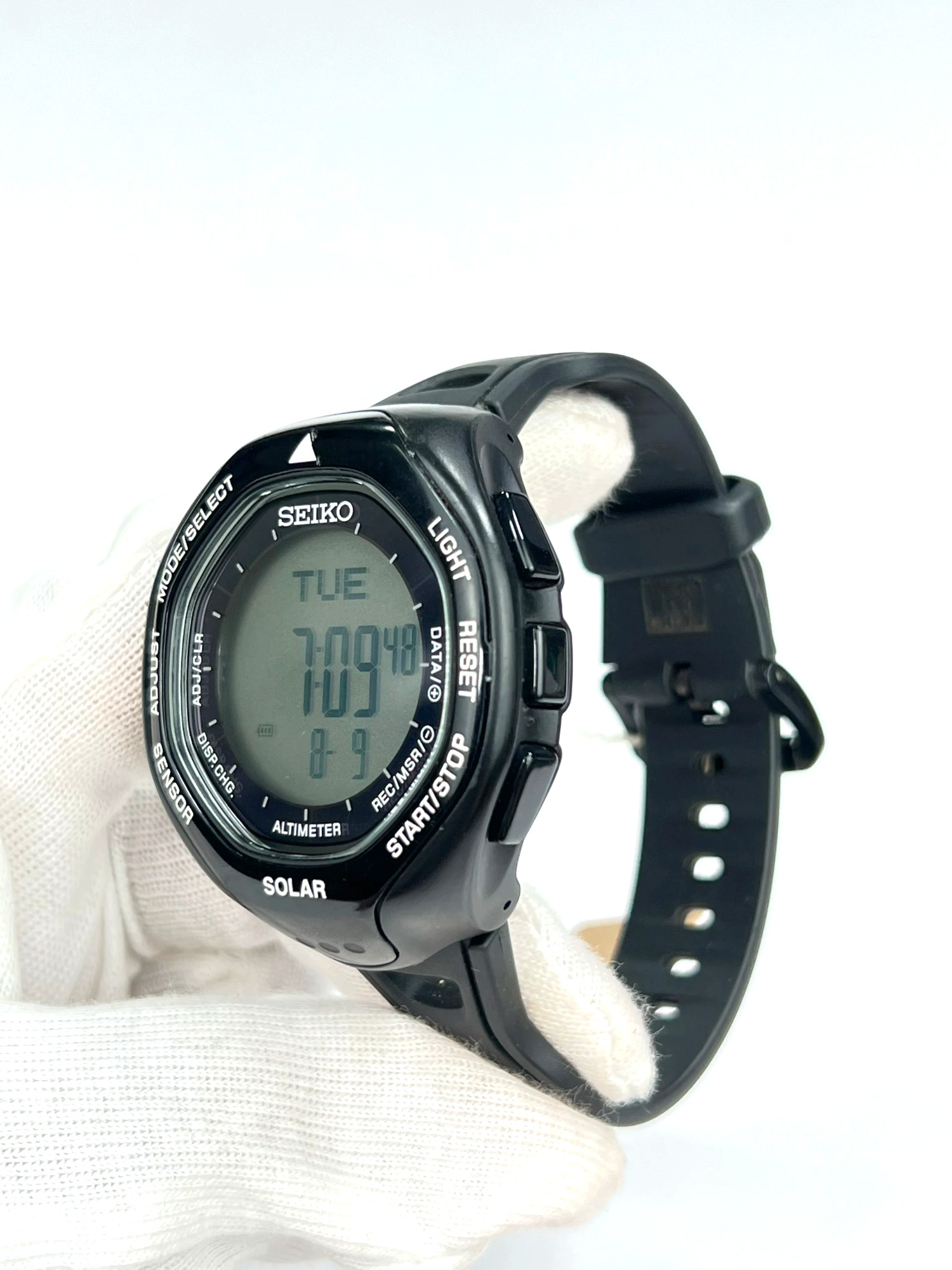 5-d753b48c-5a01-4e21-a228-4b9c008e2f5b