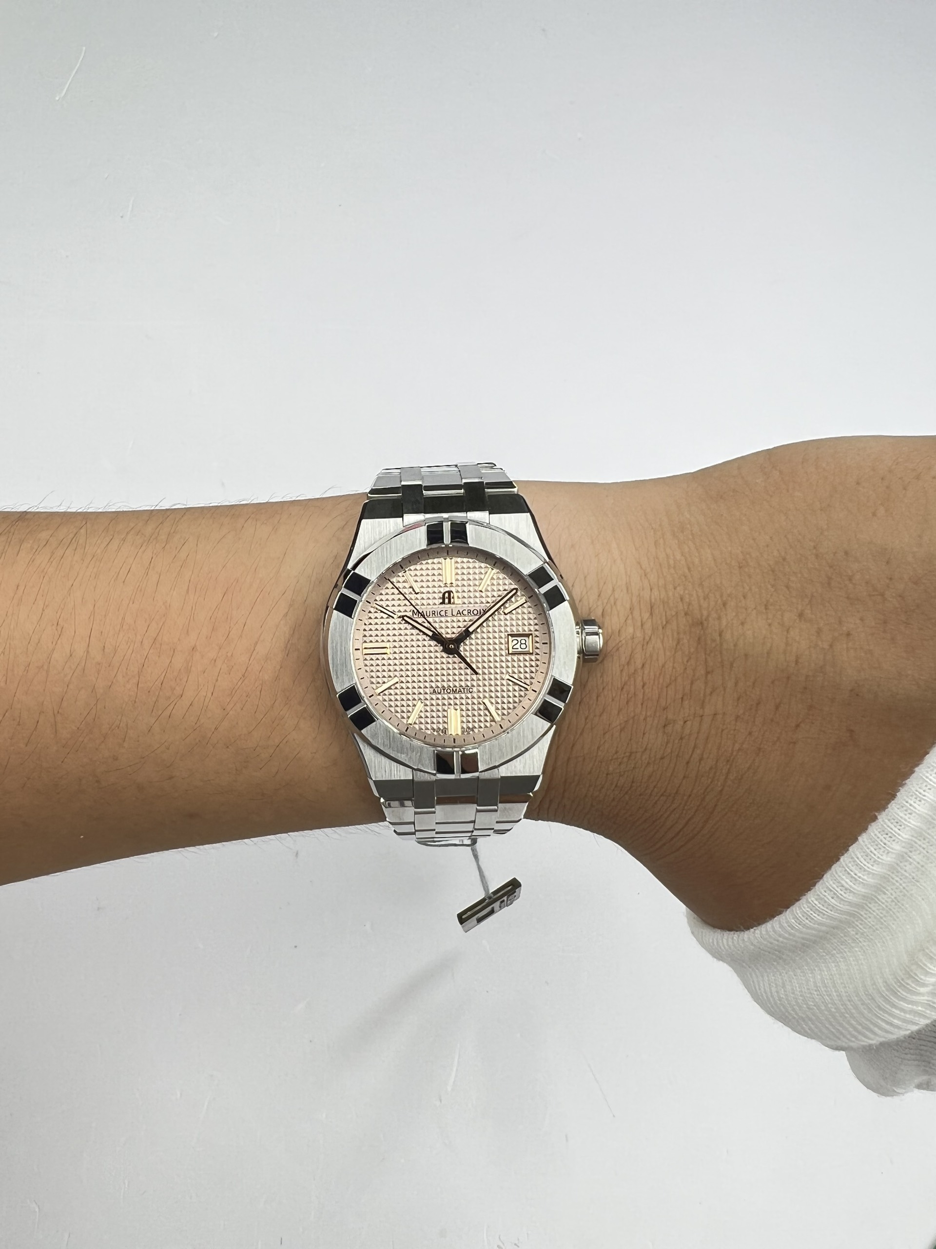 5-df90125d-4804-41be-a7fd-0fb4b17a1437