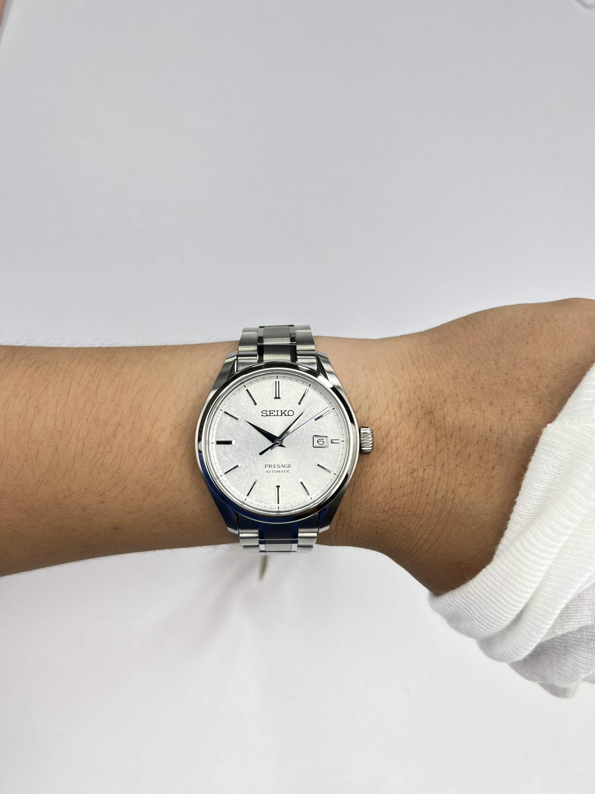 5-e6c6c4c9-aca0-49d1-ac25-5763612dc54f