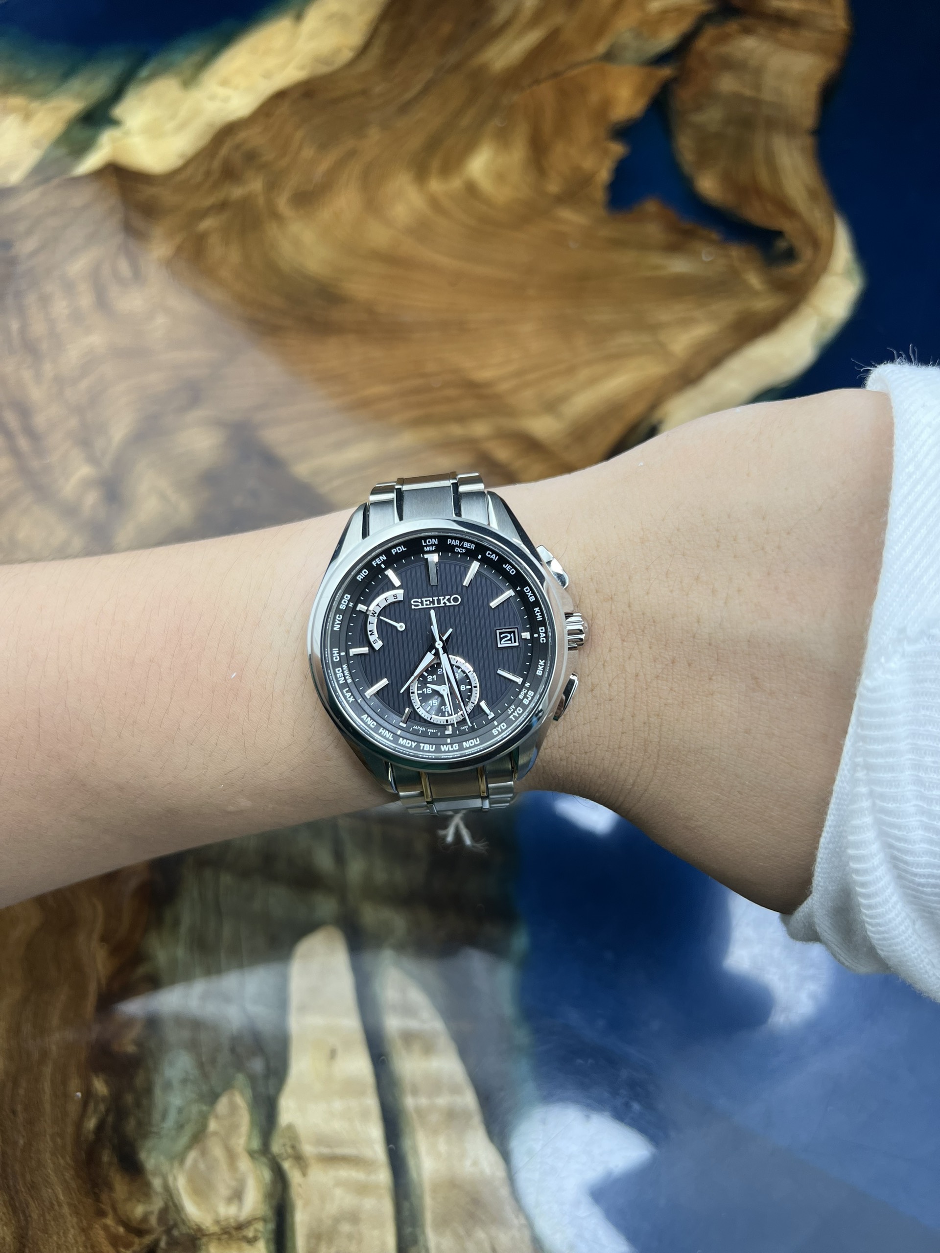 5-f826ea39-b32c-4c50-bed2-04b9c5baa513