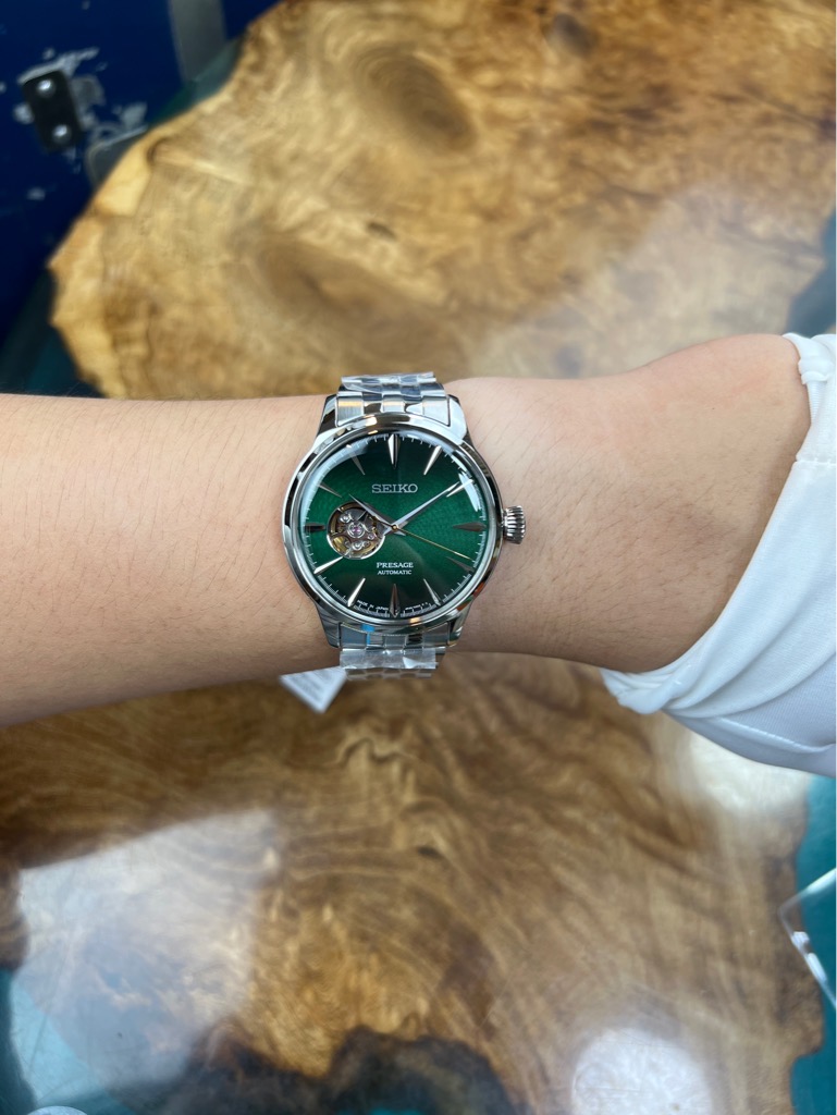 548ba711-d499-44bd-b106-4ff8d968fe01-ef2782bb-d87d-442f-8f5e-e29ad28ce497-ac79d156-7a27-4d2c-b020-b0fa00989af5-a1555f3e-df57-406e-995e-9ad587dbaf86-855855d3-c6e3-49f0-87d7-3338865d1cac