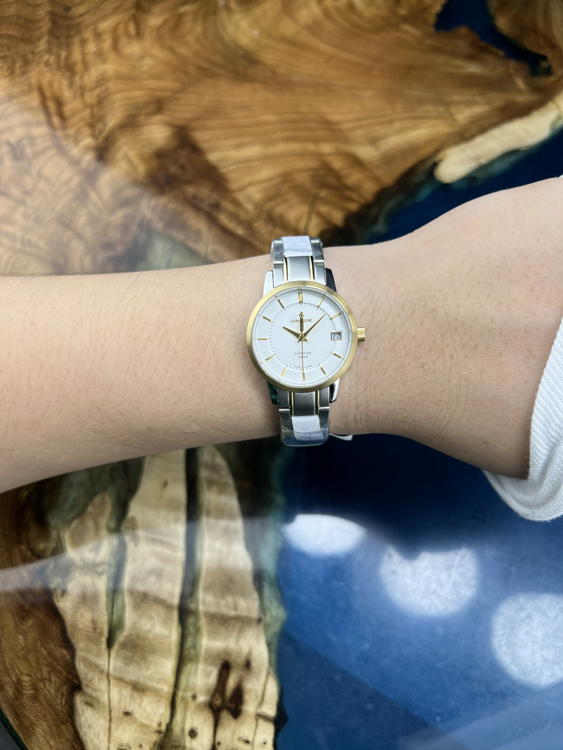 55-24b8867e-ff61-40c3-8581-d8c00a35033b