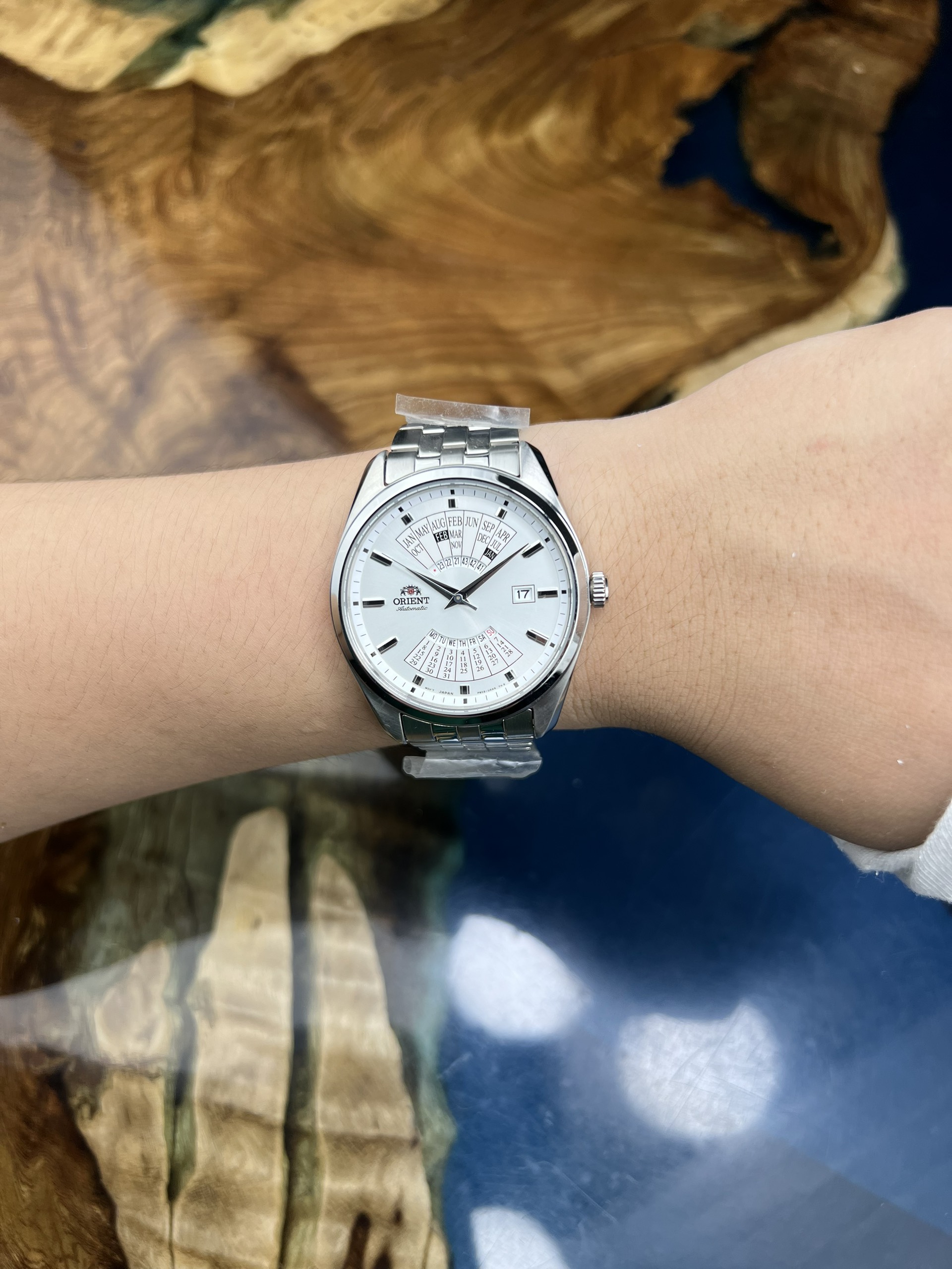 55-27c42aa4-08f0-408a-a6e7-f09837efeb2f