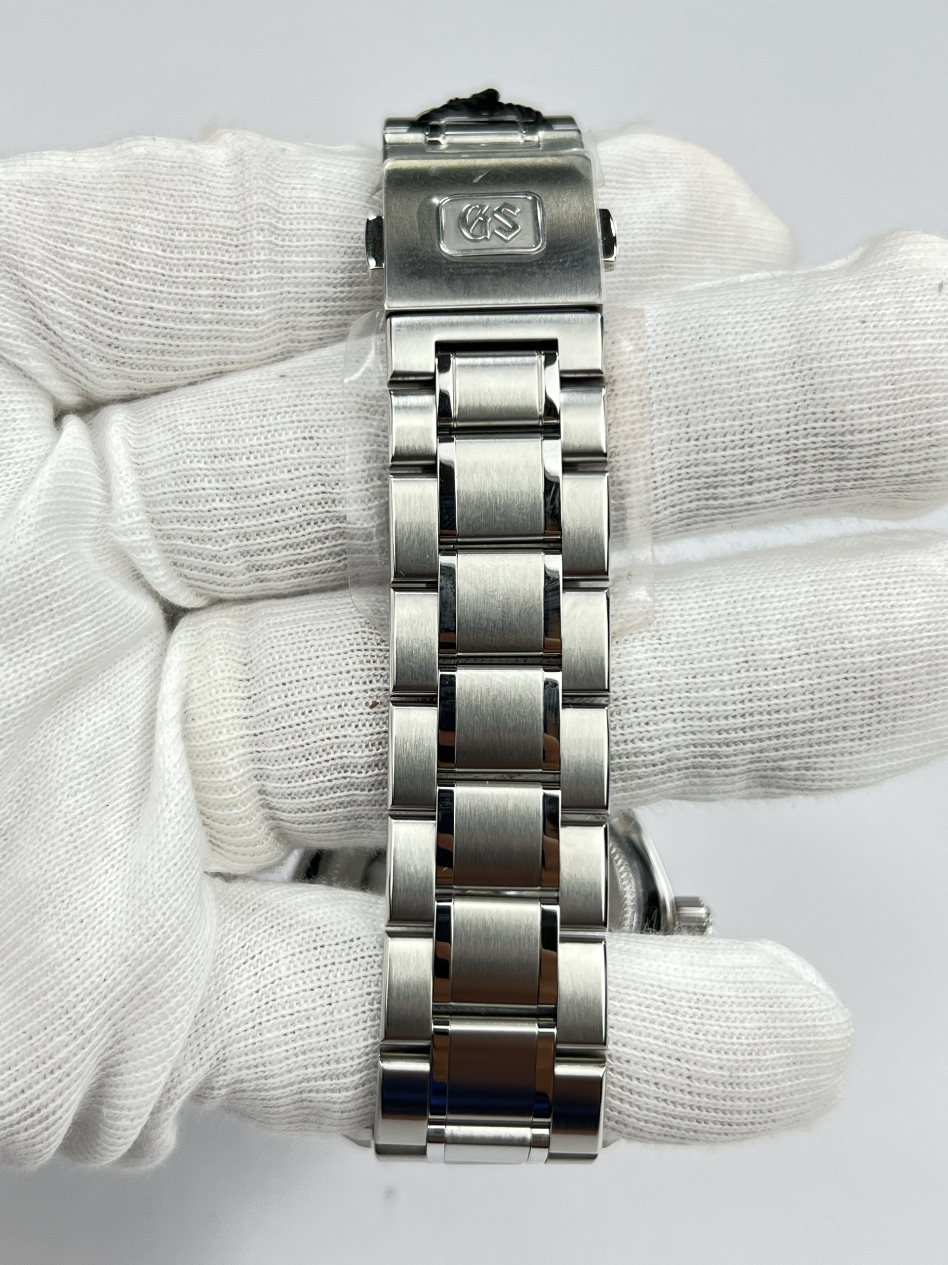 55-5f8d905a-ad54-4ec1-b8f0-47fe897dd8d0-547b1ef3-055b-4a48-aa8b-f929f6ff42e7