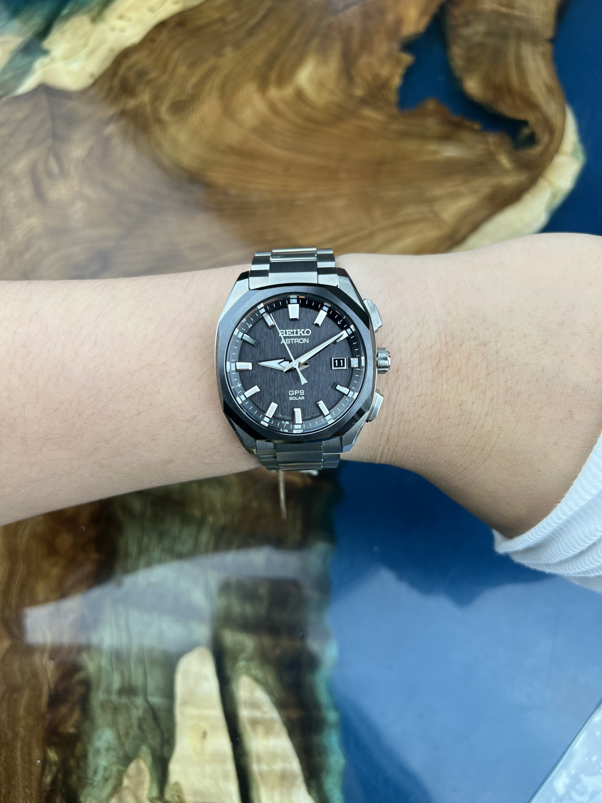 55-698c0deb-cf30-45c2-b9f9-e312e0a2aed5