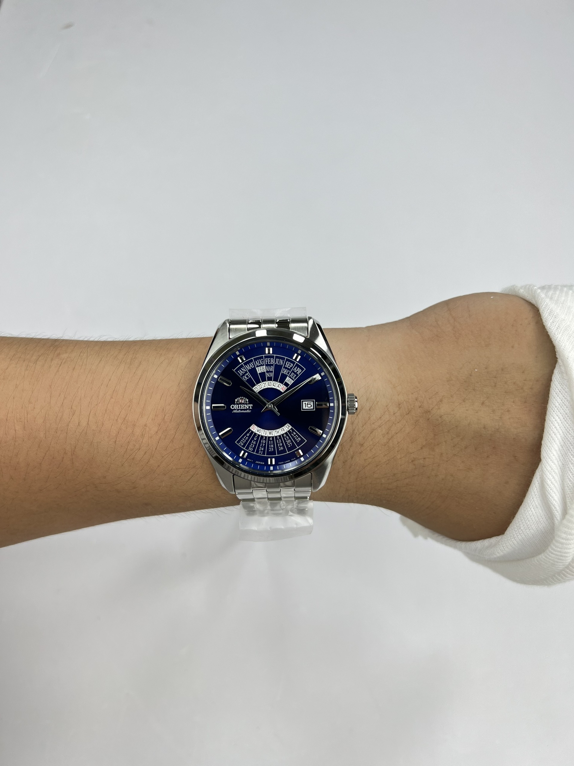 55-713819de-8d52-4005-be54-01162cb725ee