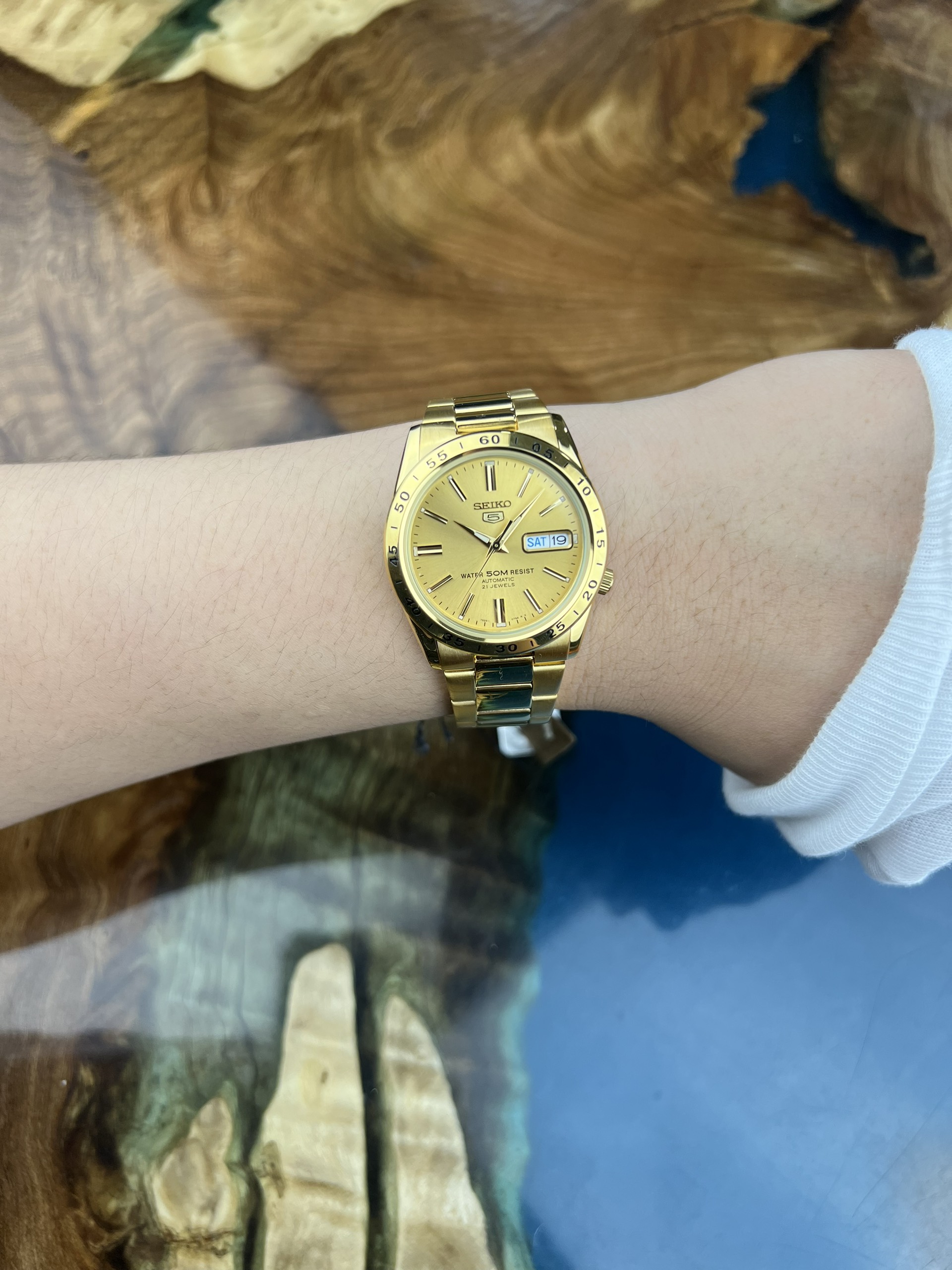 55-8a217899-3306-43a0-be48-fc71a21c64c1