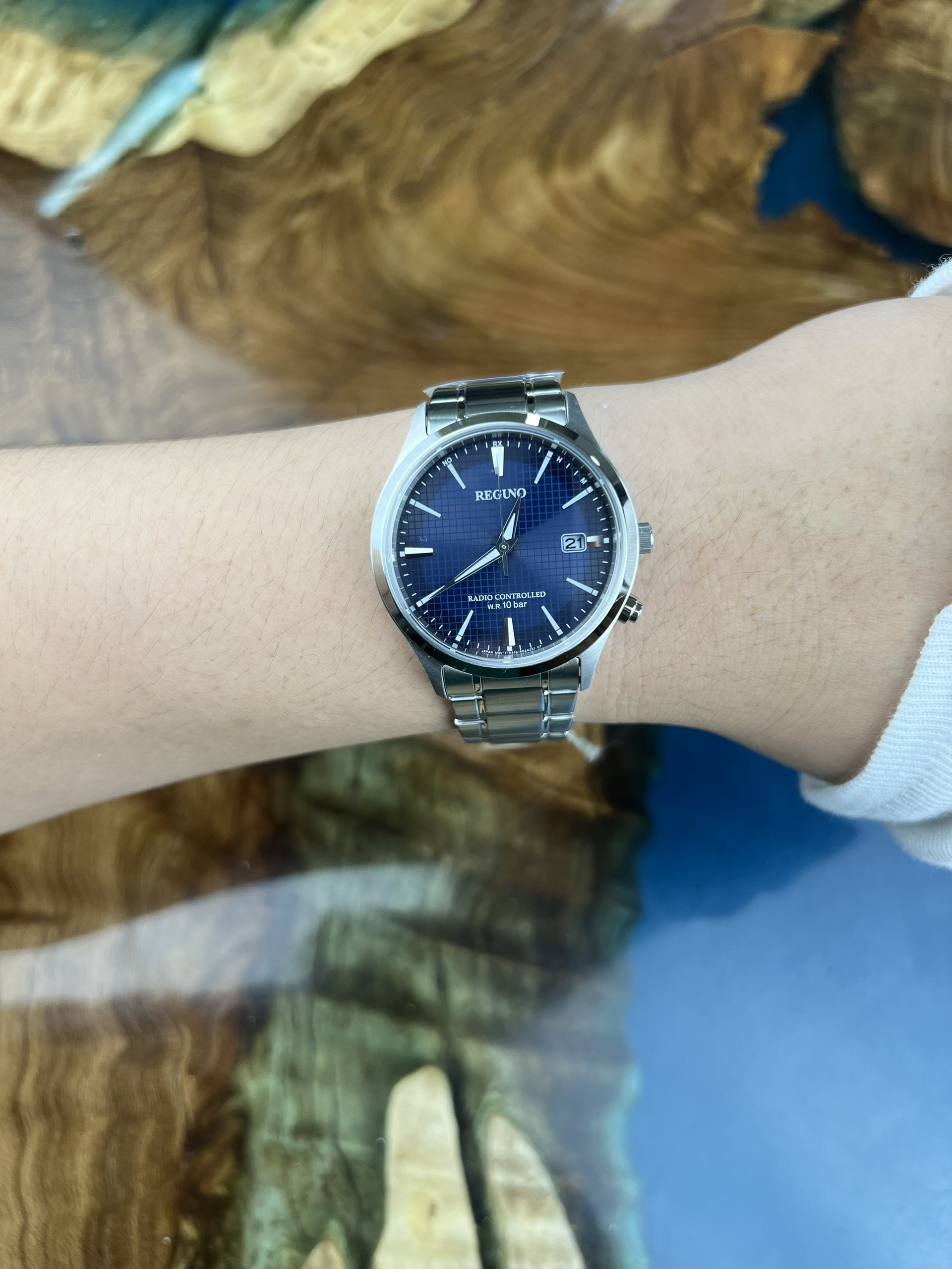 55-987f20d5-c123-4432-a3f1-0e1e9b37e381