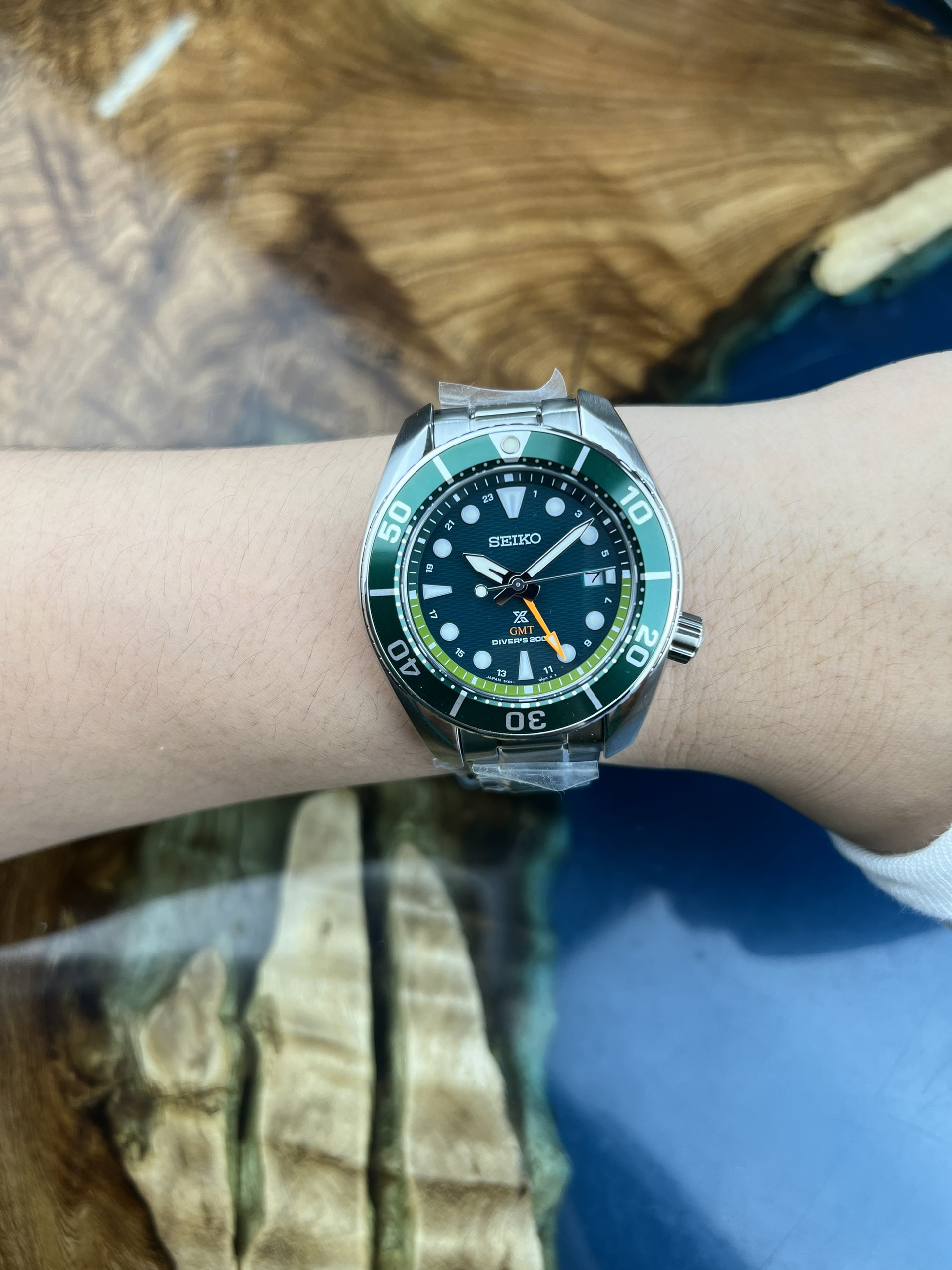 55-cebca201-1bf2-457f-9fb7-778af9ee6a83