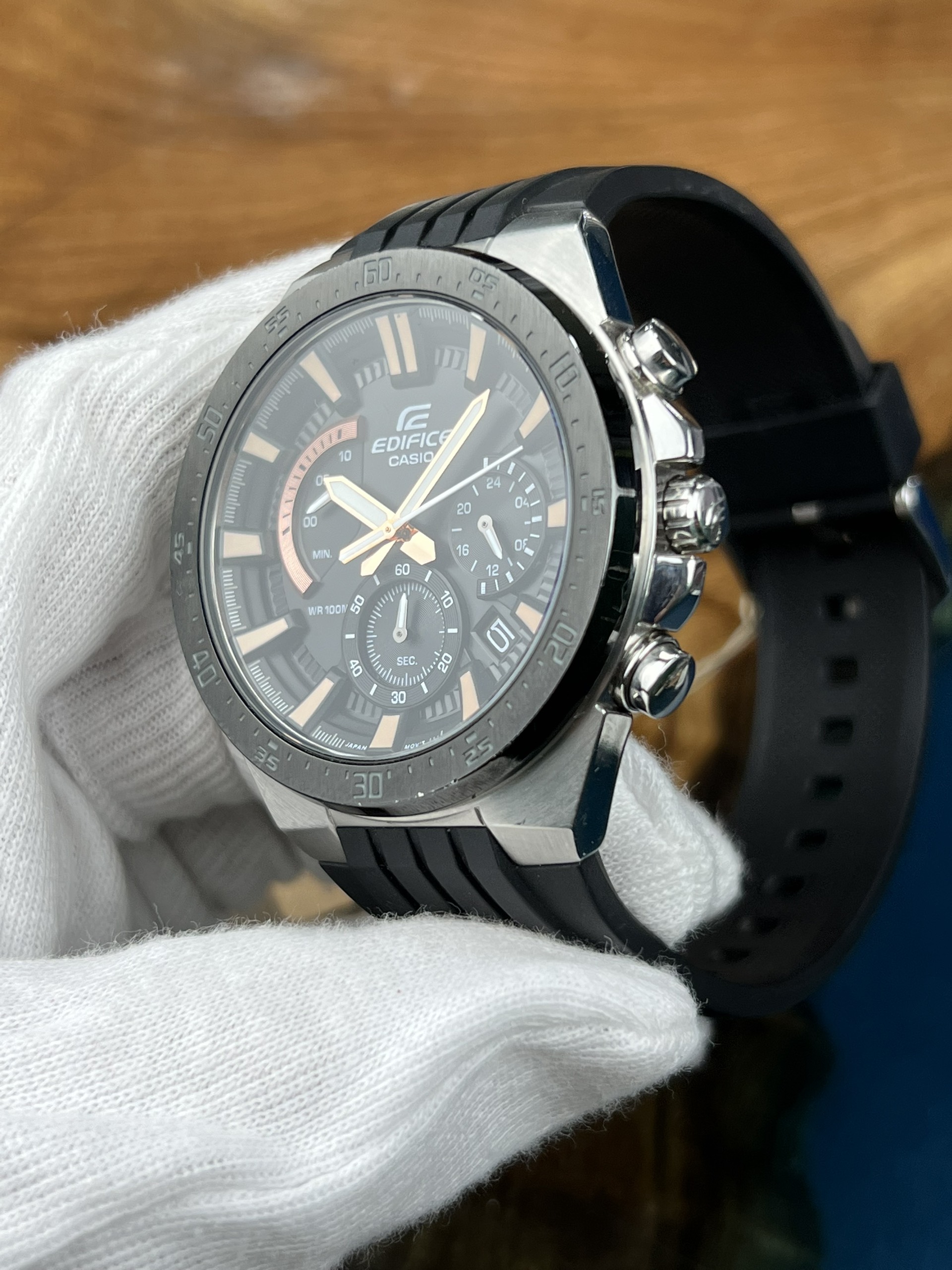 57fe3e31-220e-4a5d-ae30-4b3821e26d6b