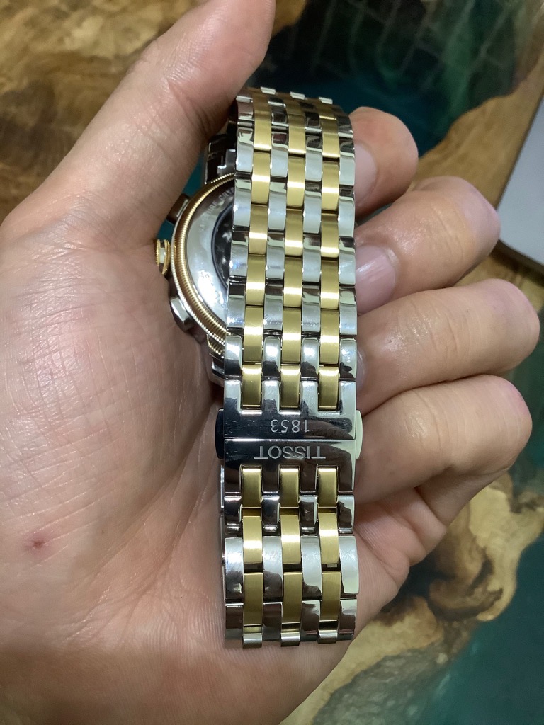 594163a9-c890-49b8-a357-5c51b819c288