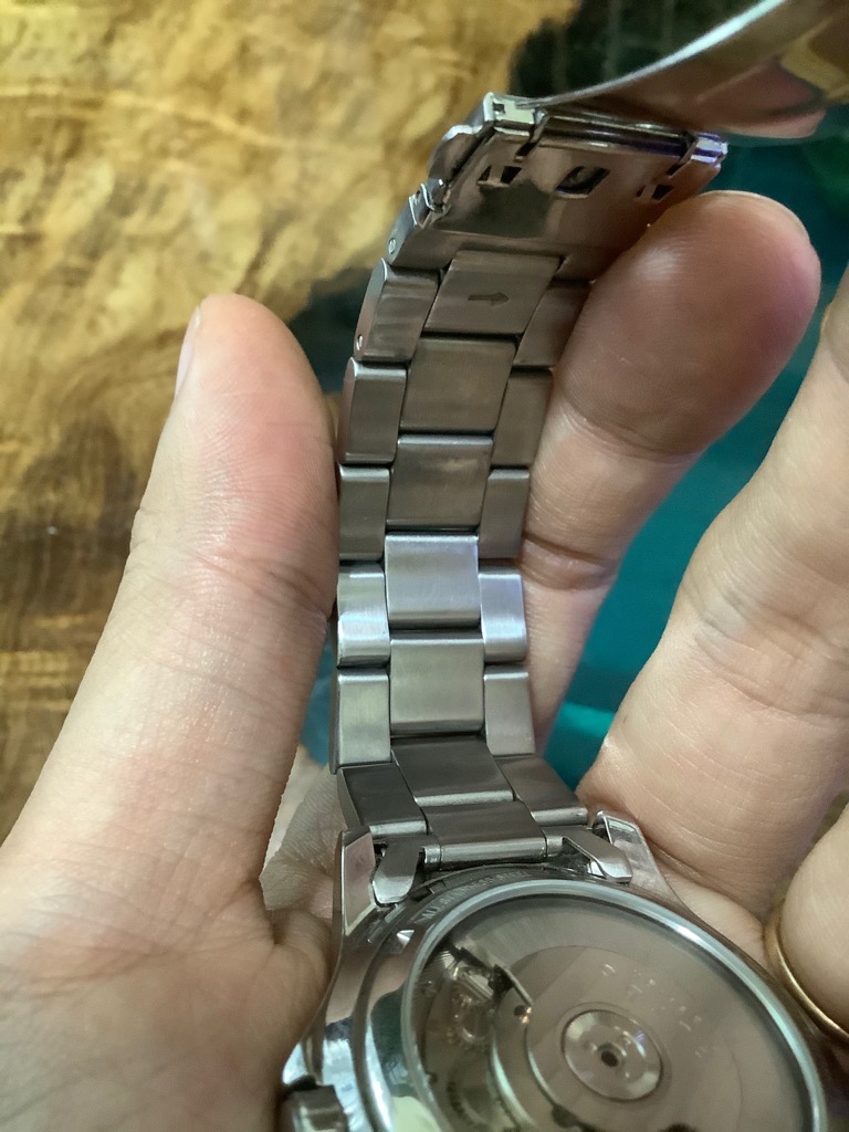 5ade161d-ffc7-4773-bf9f-5090f6e99437