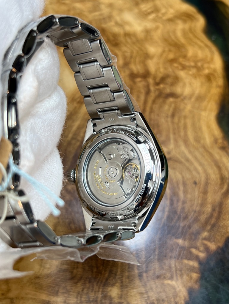 5bcc5db4-ccd4-4495-8e52-f16889fff356