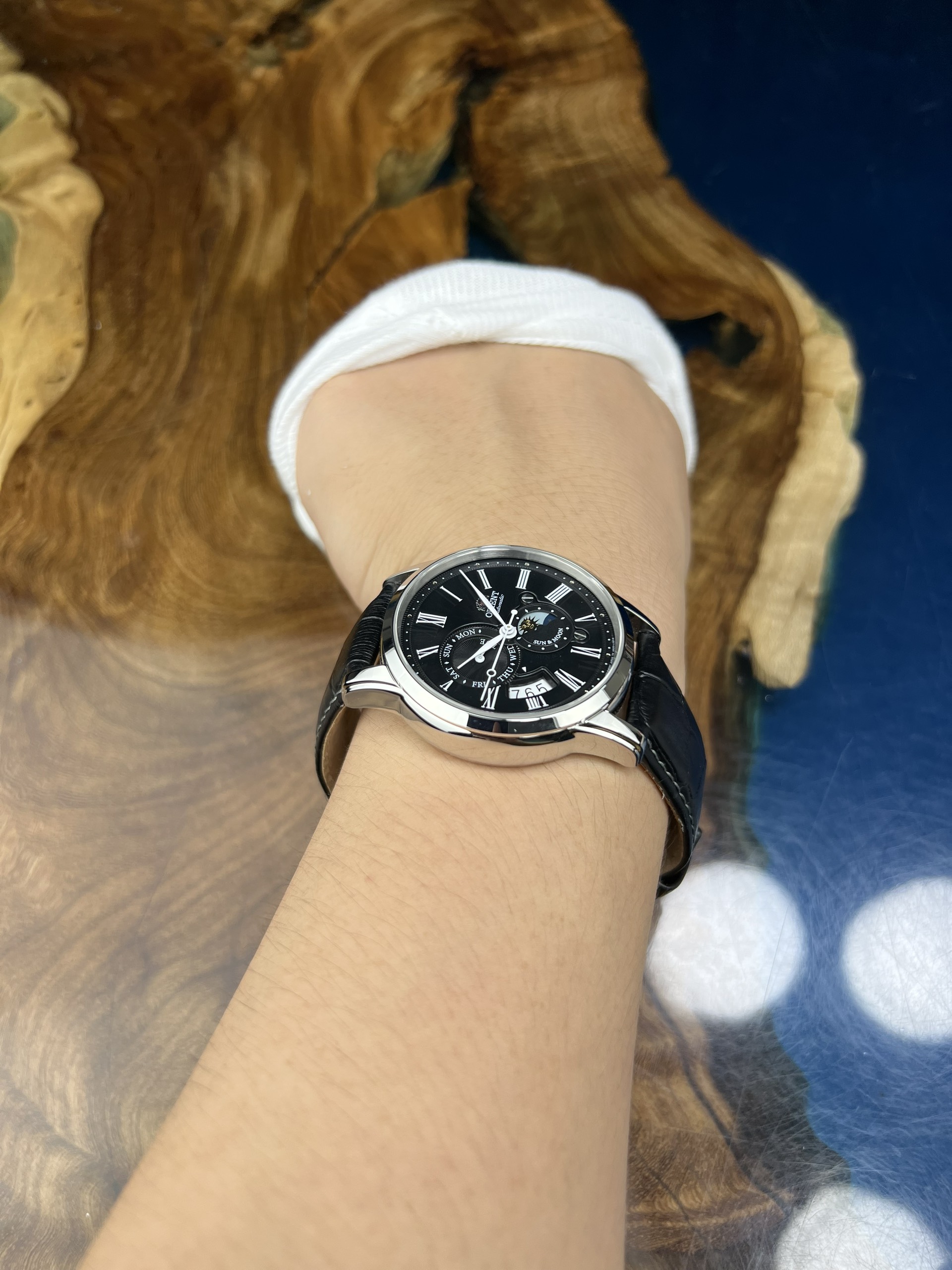 6-00bf8b2a-73b5-4b4e-8ef9-3b33890b8d7b