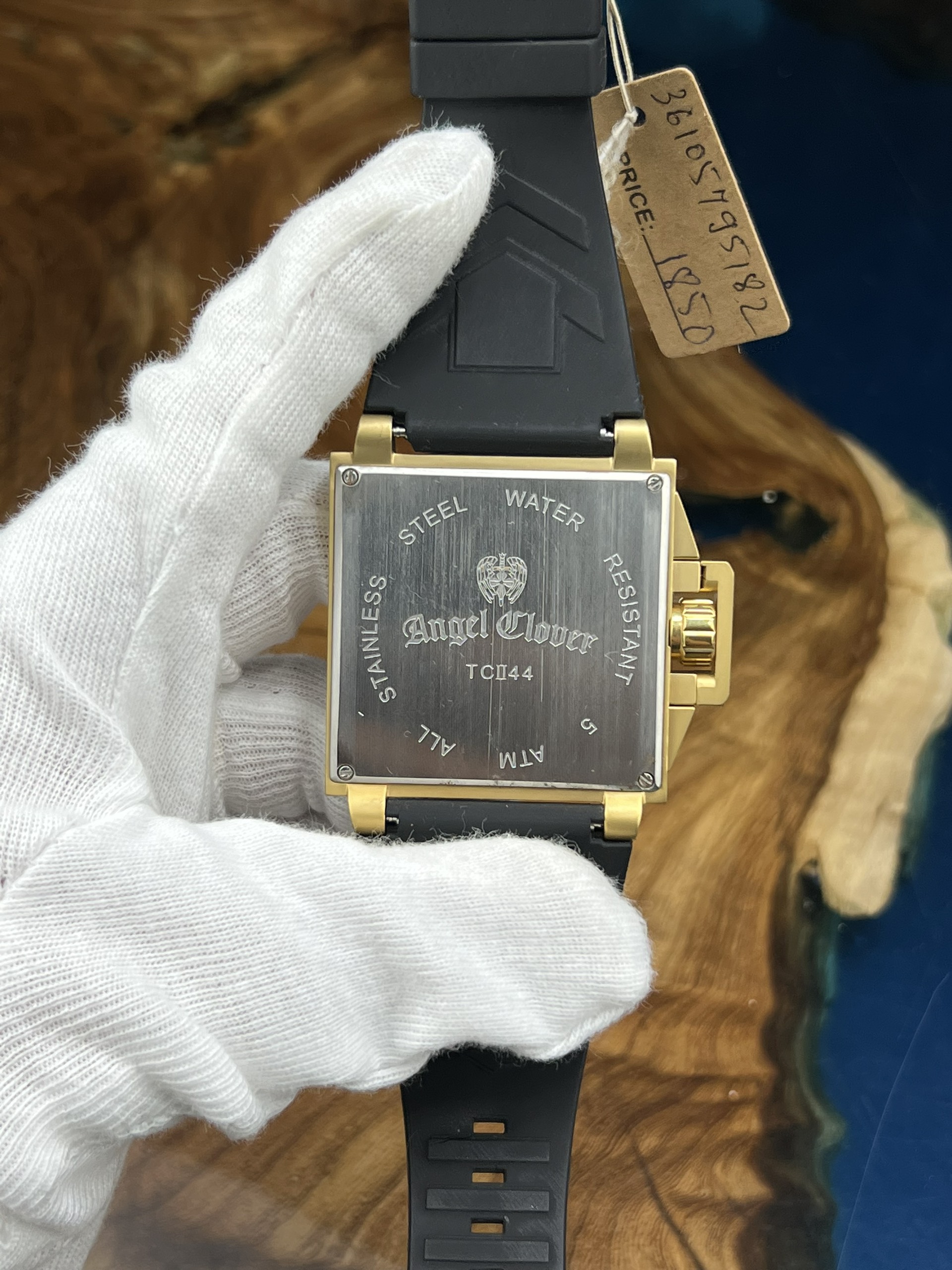 6-046bc798-dd16-4833-965a-8b04dbdf6712