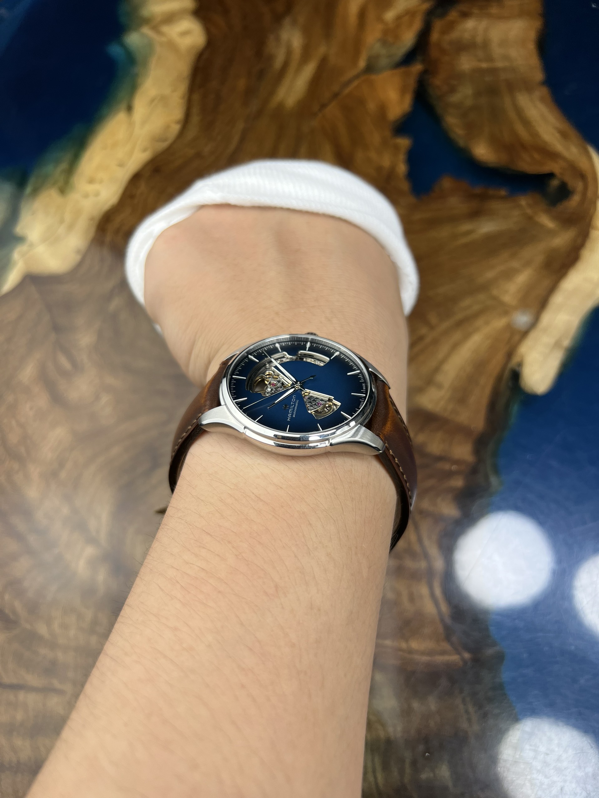 6-1e490f12-b8a4-491f-8522-f317dde60ca6