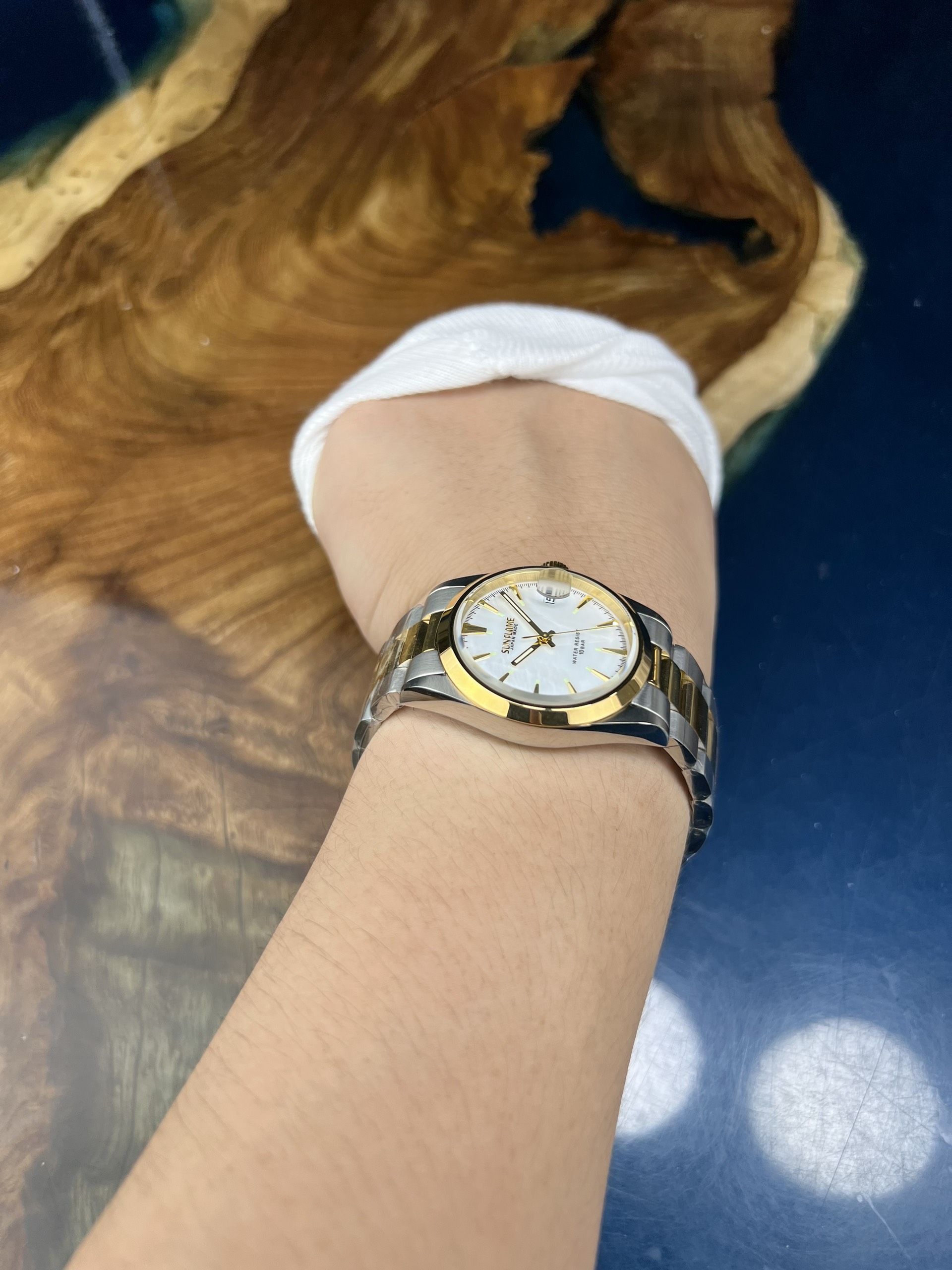 6-3439c74a-1c78-4853-993a-96394c085f11