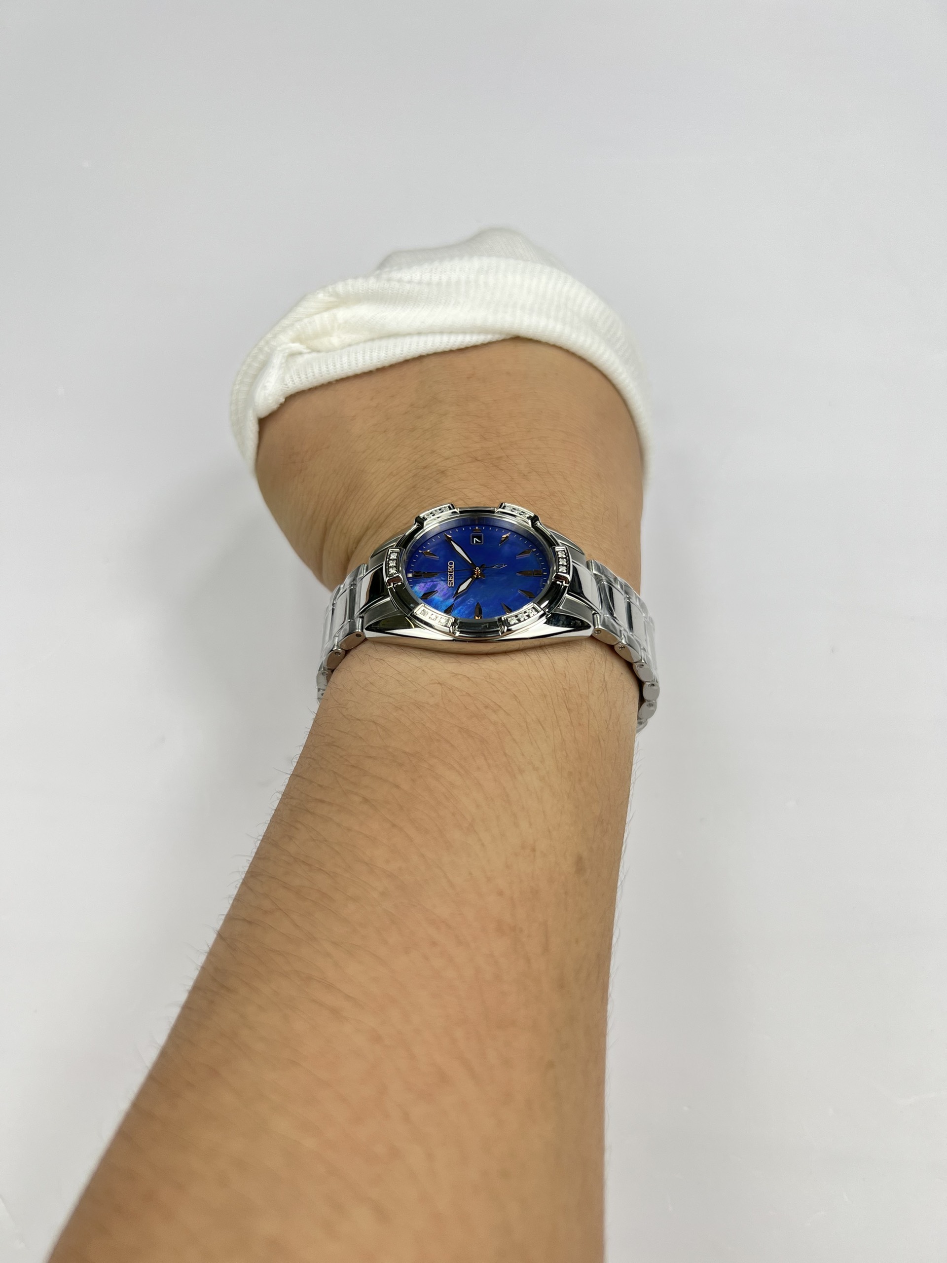 6-37b69be7-6f06-44a0-861b-08b21a243b11