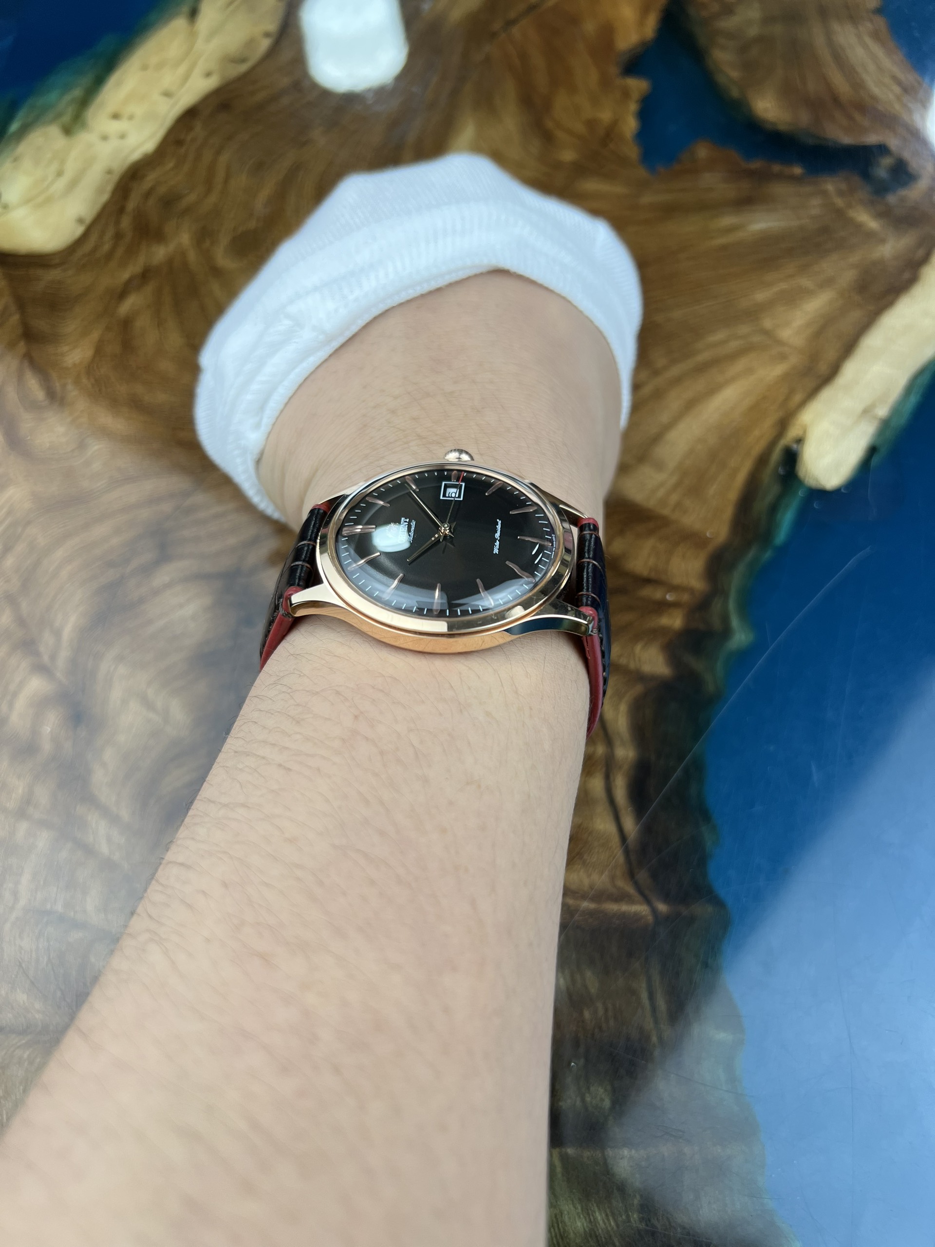 6-4c22d102-06a9-41d1-b66f-bff44e26ae71