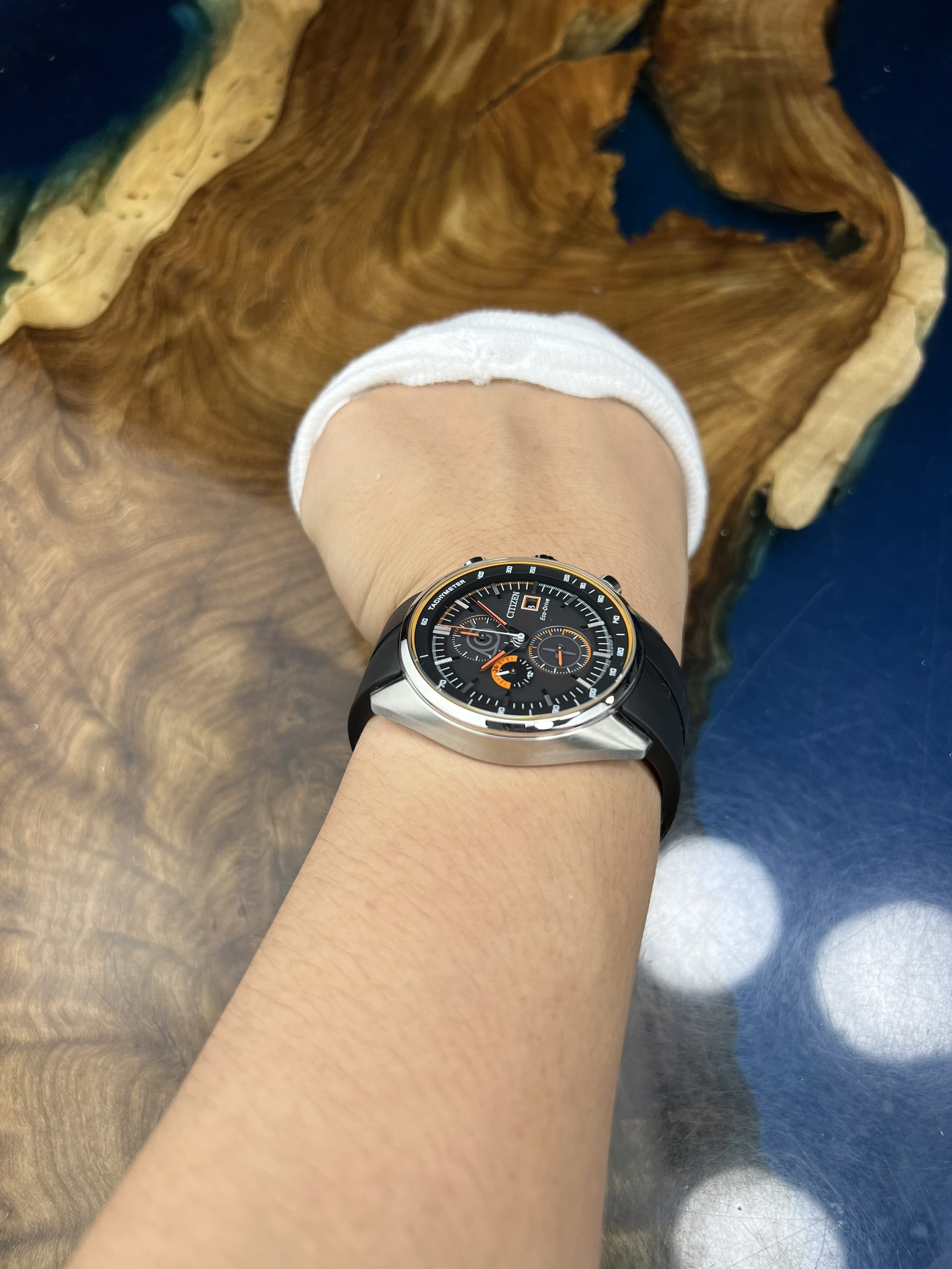 6-4d640bce-e594-4dcb-804d-79ae48c43421