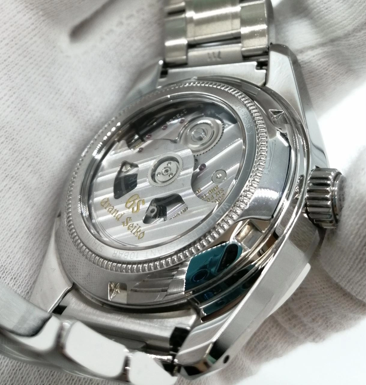 6-4fe7a689-e686-48d8-8b7b-22277376cb0f