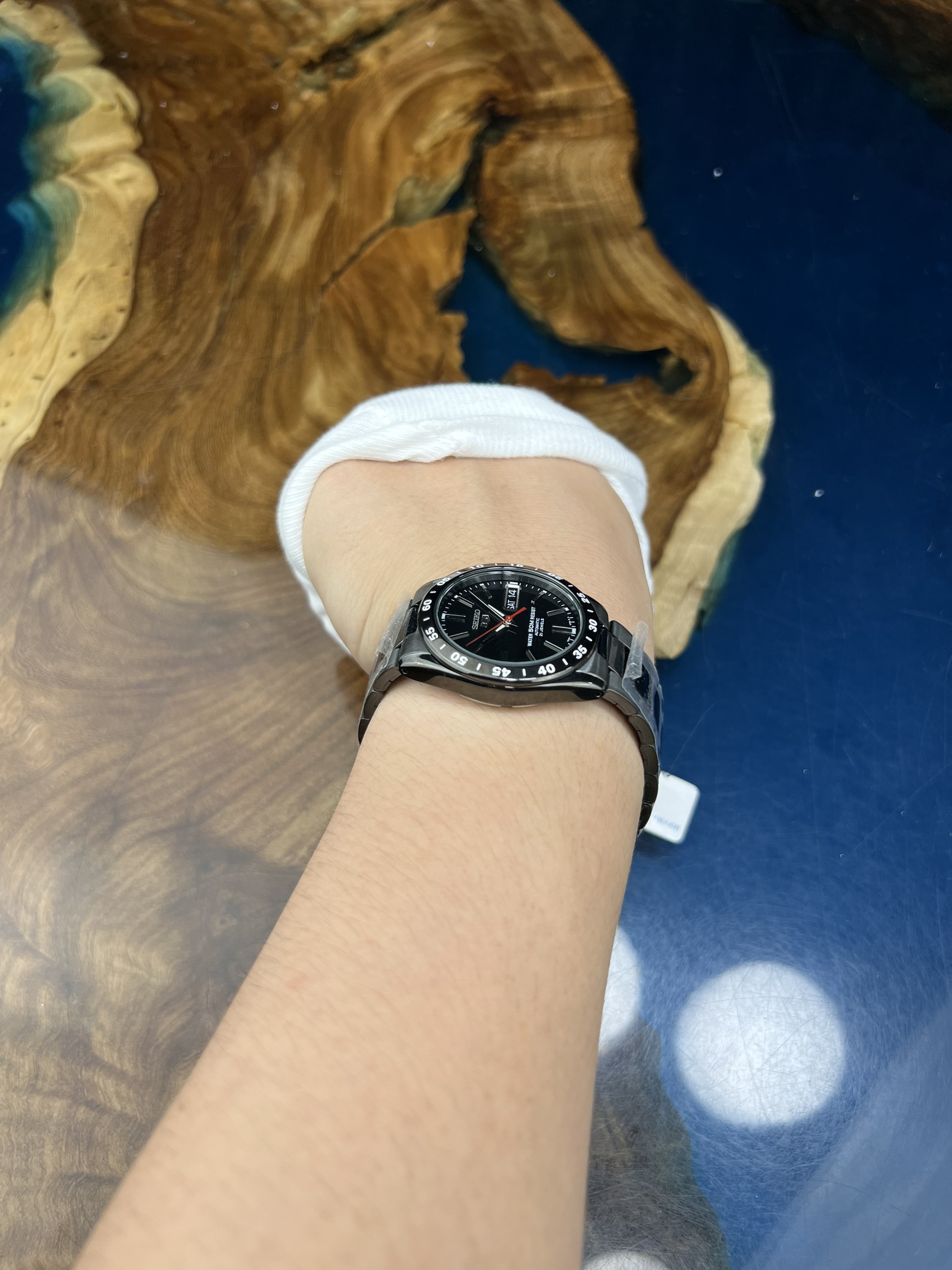 6-5229b5c3-3763-4a77-8784-6f57e37c19a3-d016bfdb-0a51-46cf-819c-608be8c22ce7