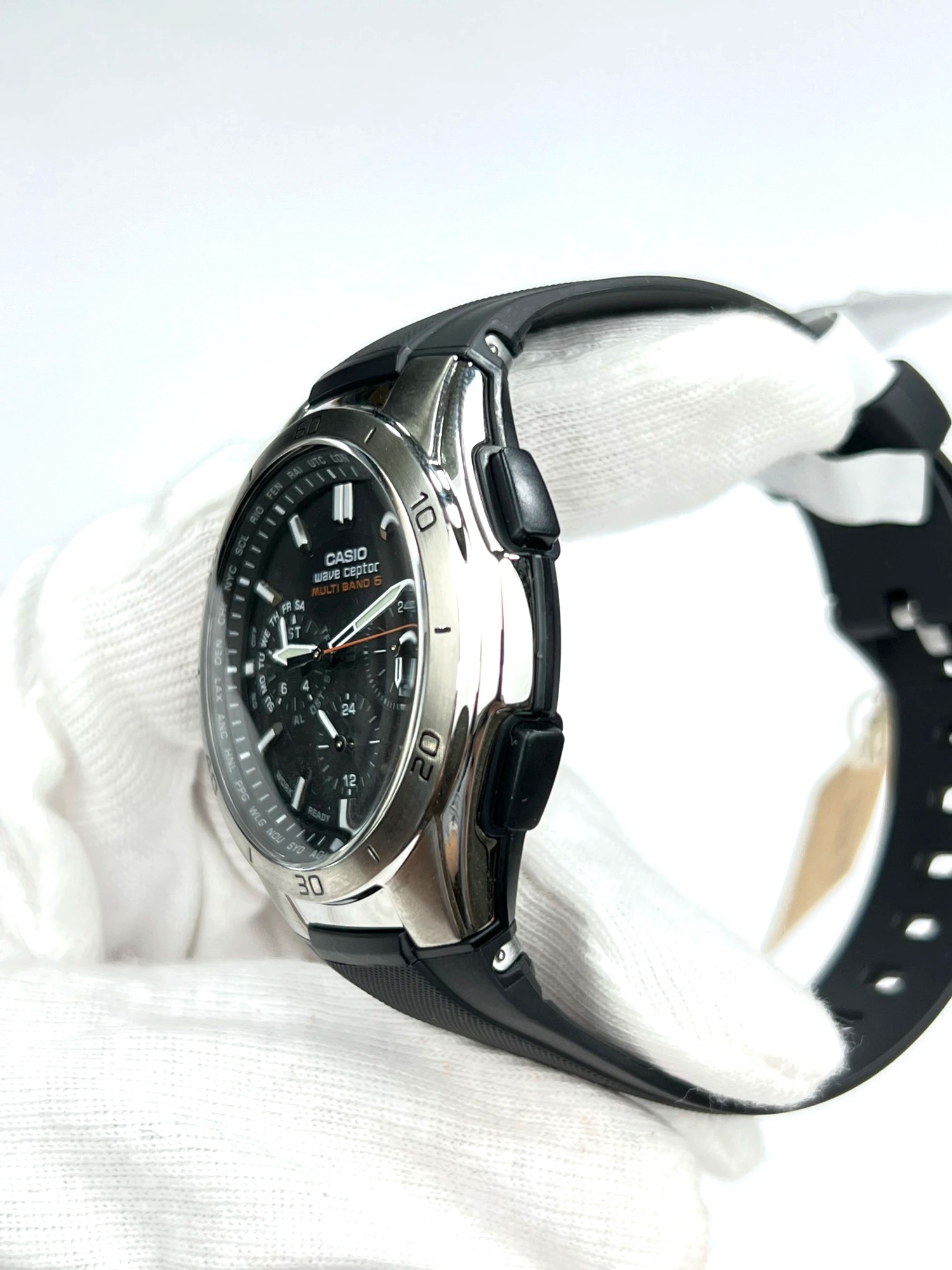 6-5dfd8ecc-ebf0-4675-9a7f-fa53a395c686