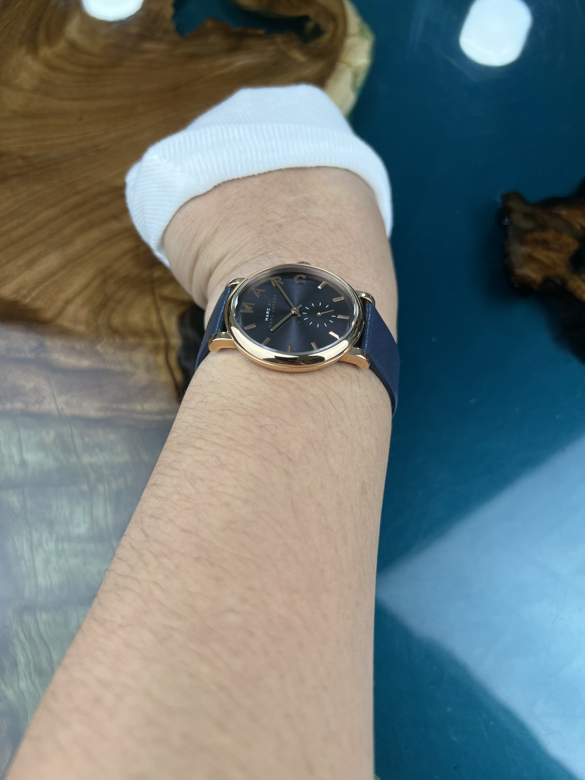 6-5ec041c3-1b21-45e7-a128-ce34ec69062d