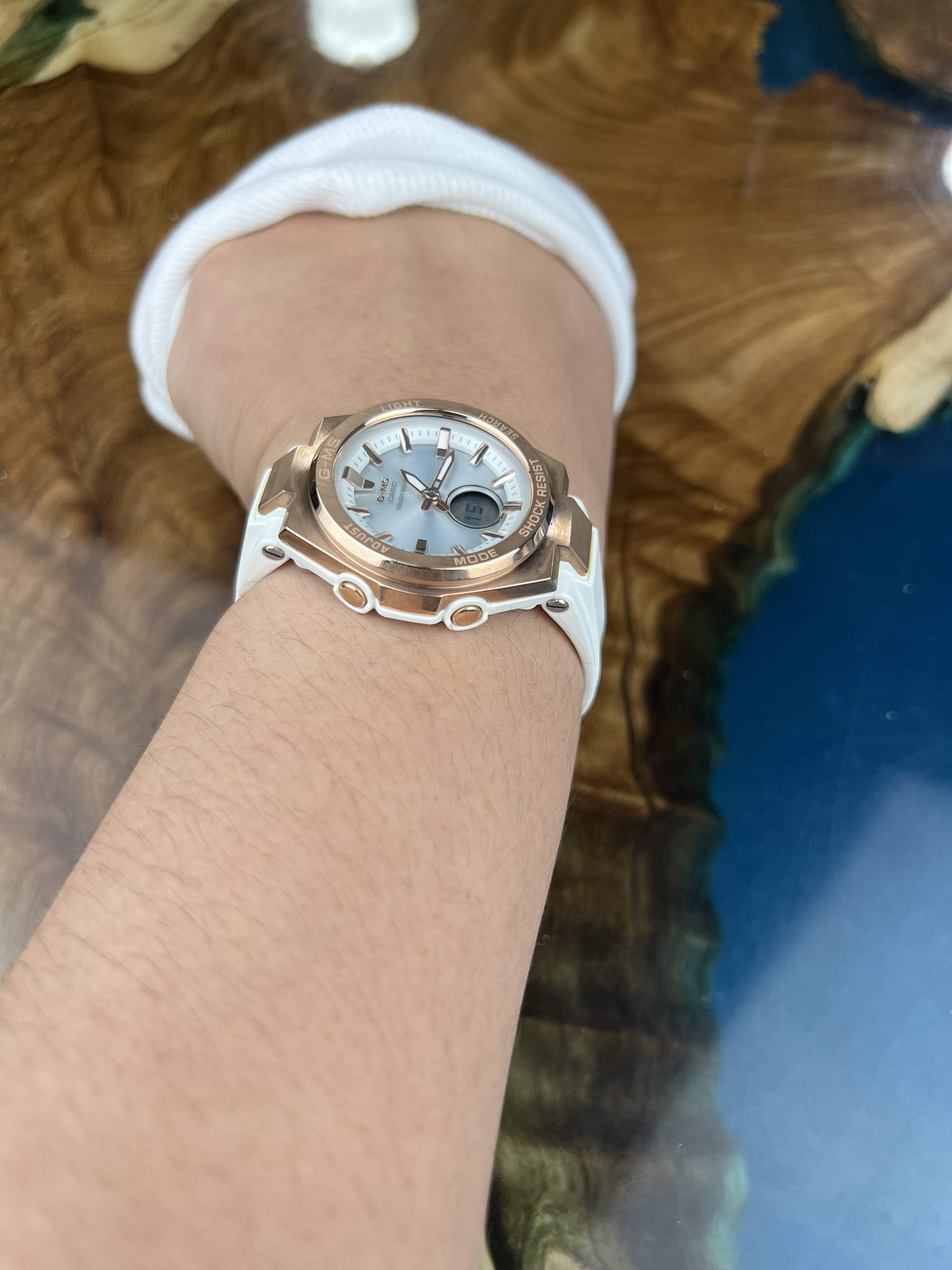 6-62ce0bd5-35ea-4735-a5c8-174e005d8986