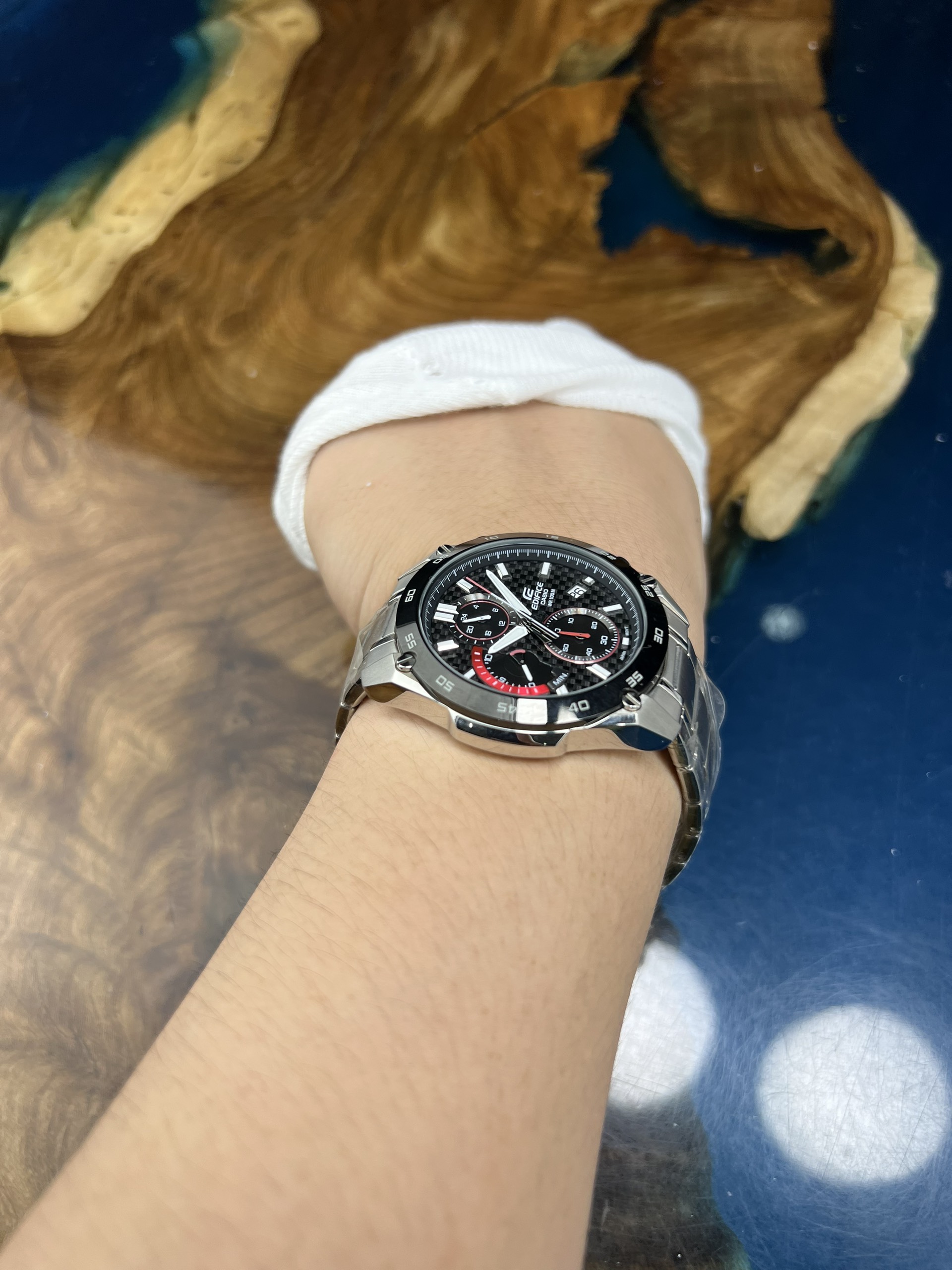 6-67d53a99-b76e-4305-8c01-02ed2f845517